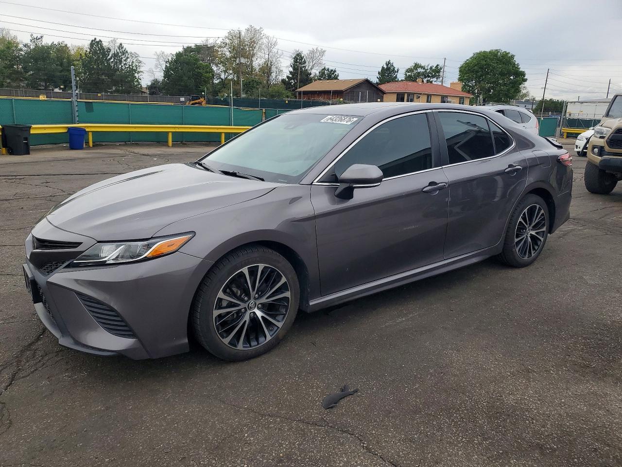 2018 Toyota Camry, SE