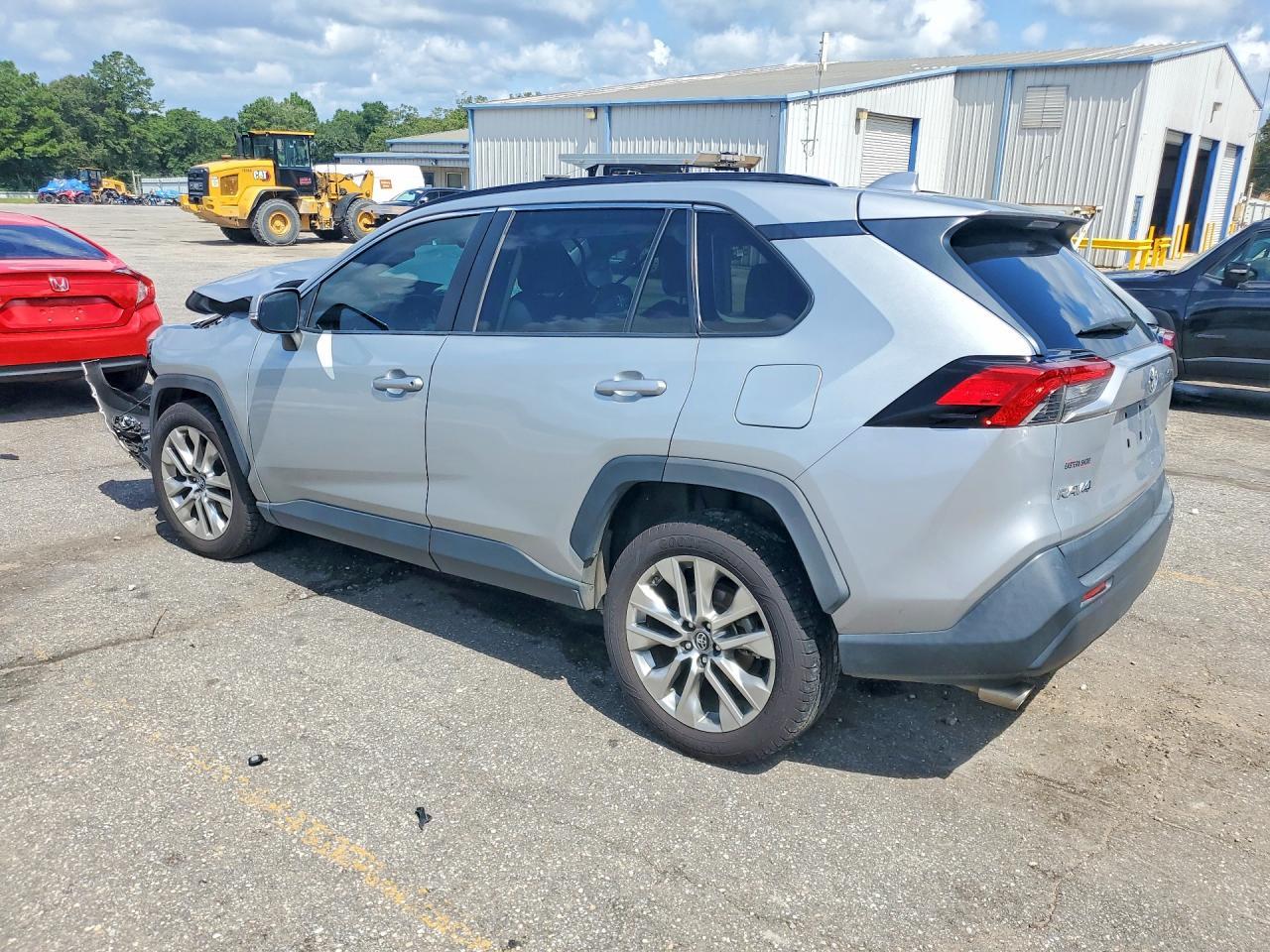 2019 Toyota RAV4, Xle Premium