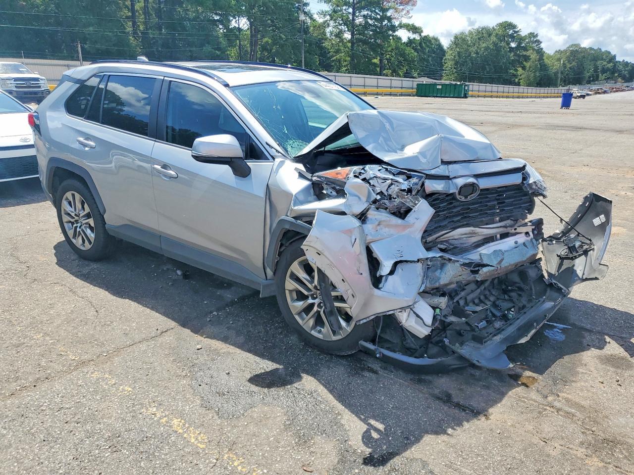 2019 Toyota RAV4, Xle Premium