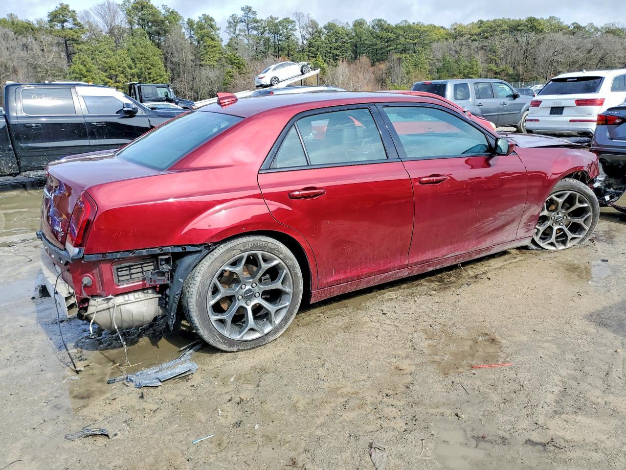 2018 Chrysler 300, S