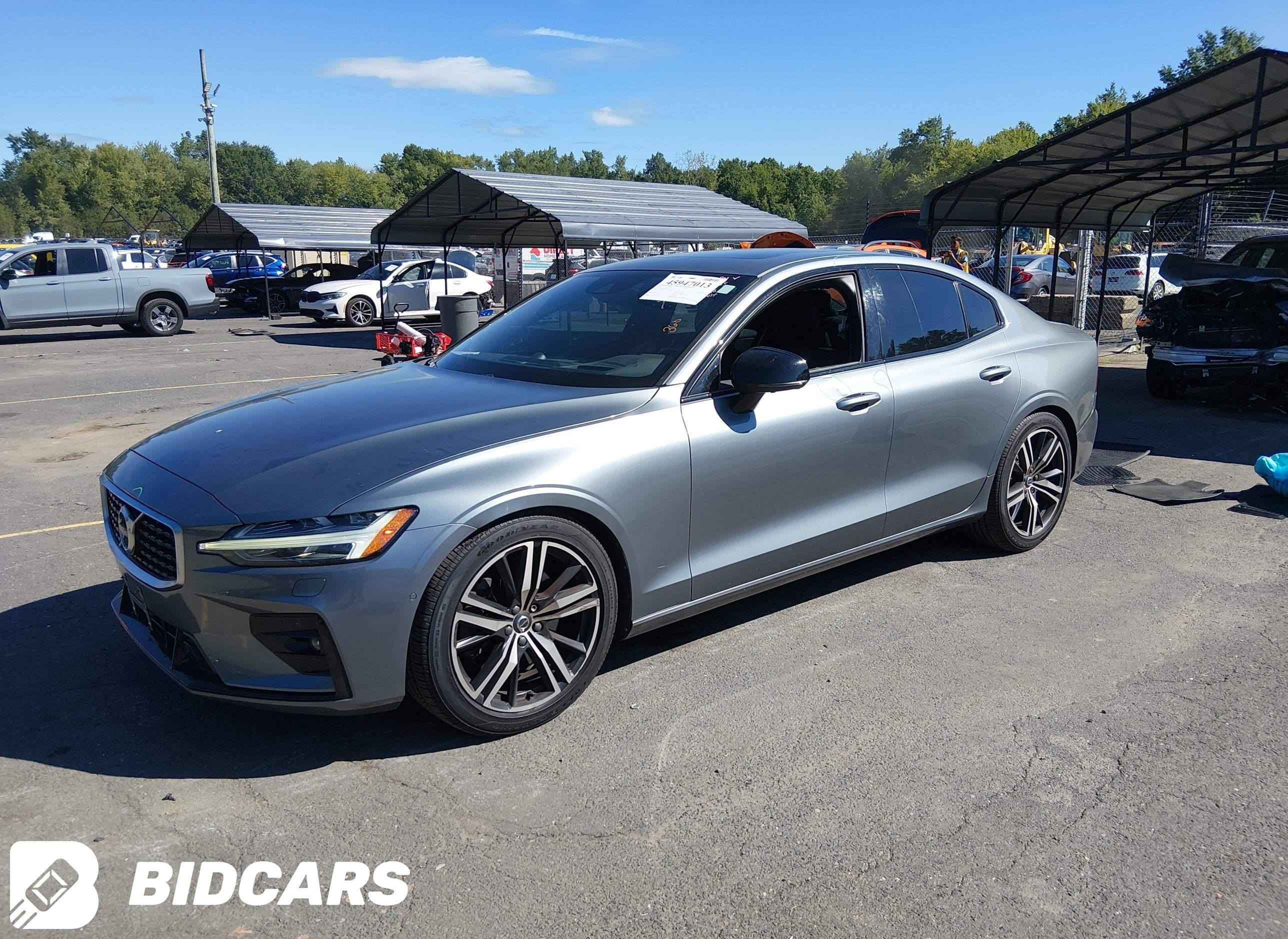 2019 Volvo S60, T6 R-Design