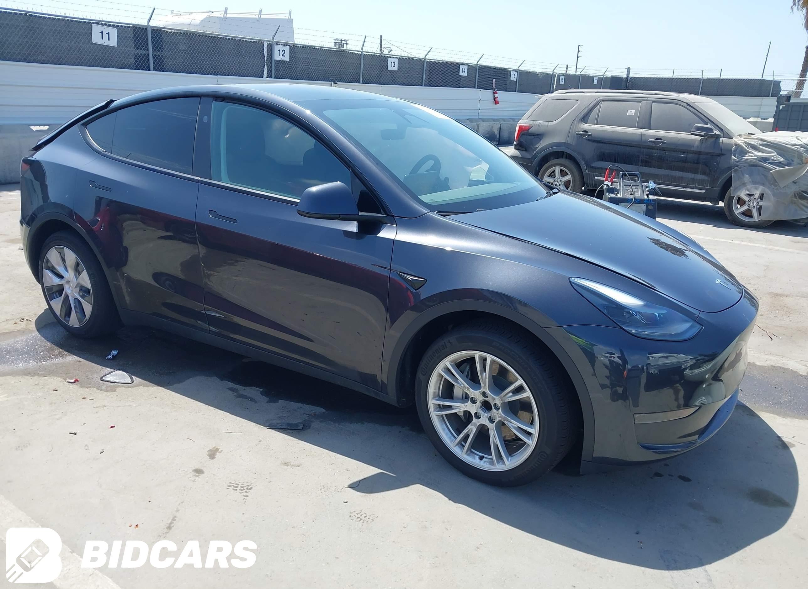 2024 Tesla Model Y, Long Rang...
