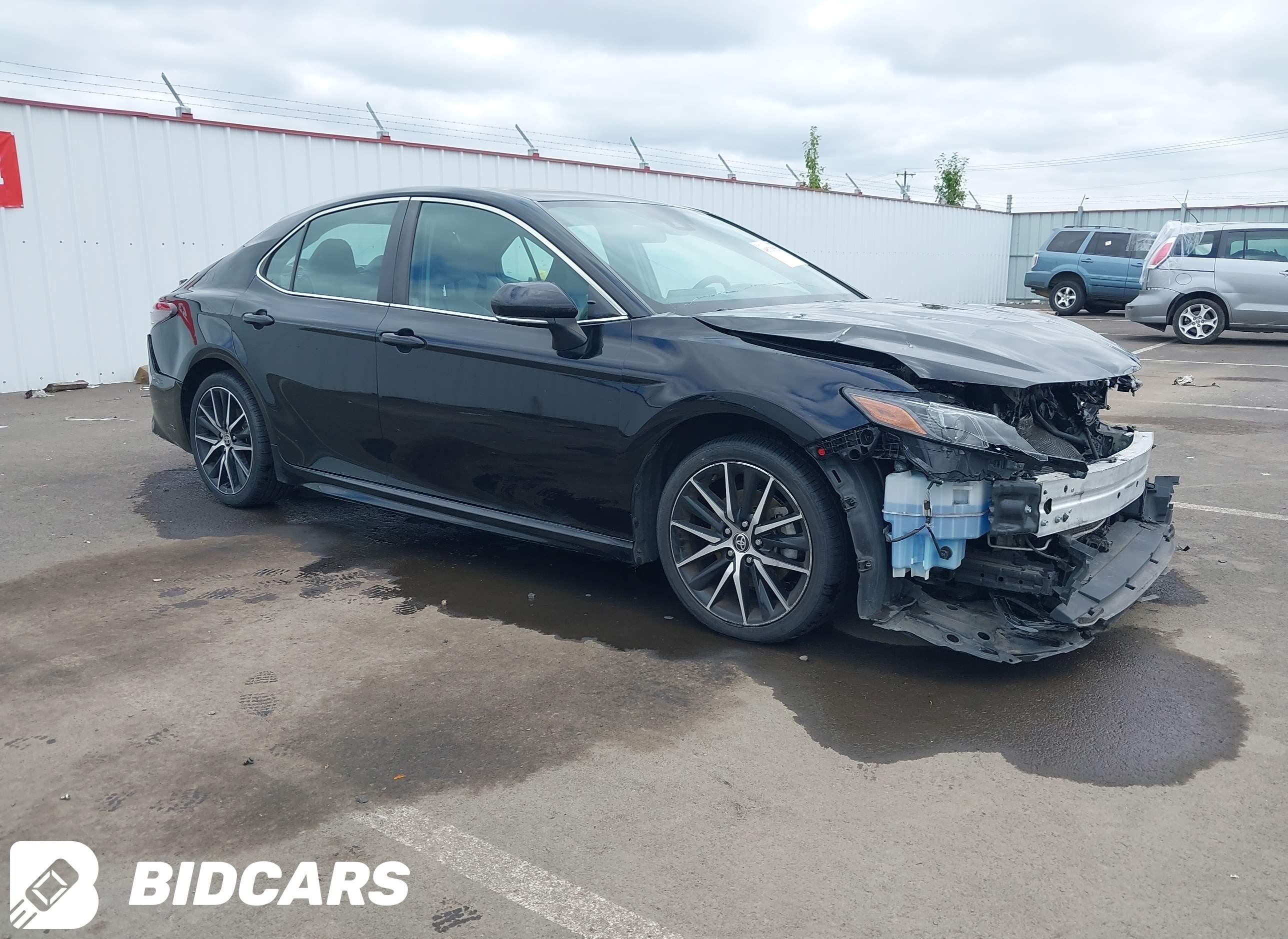 2021 Toyota Camry, Se Awd