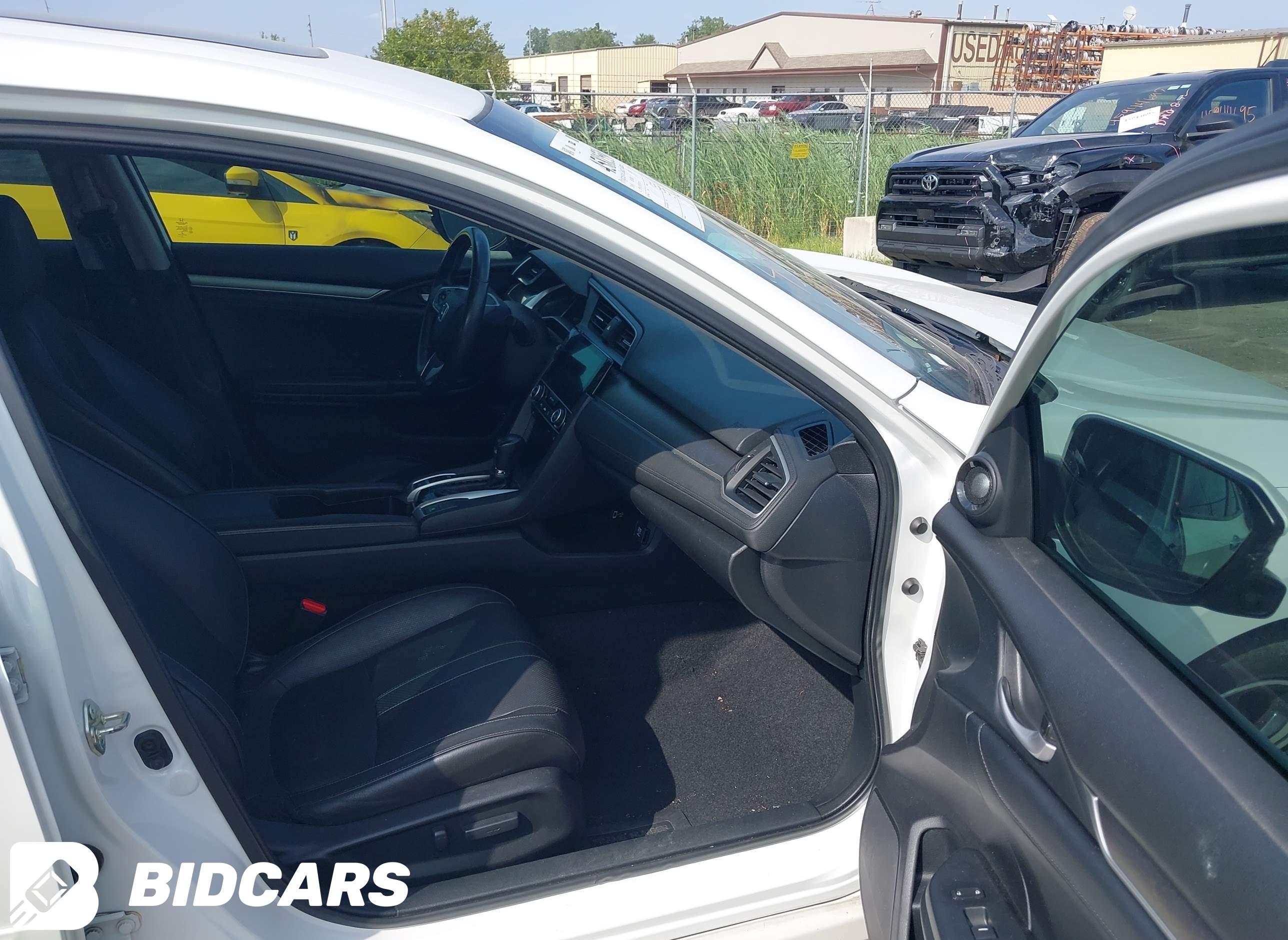2016 Honda Civic, Touring