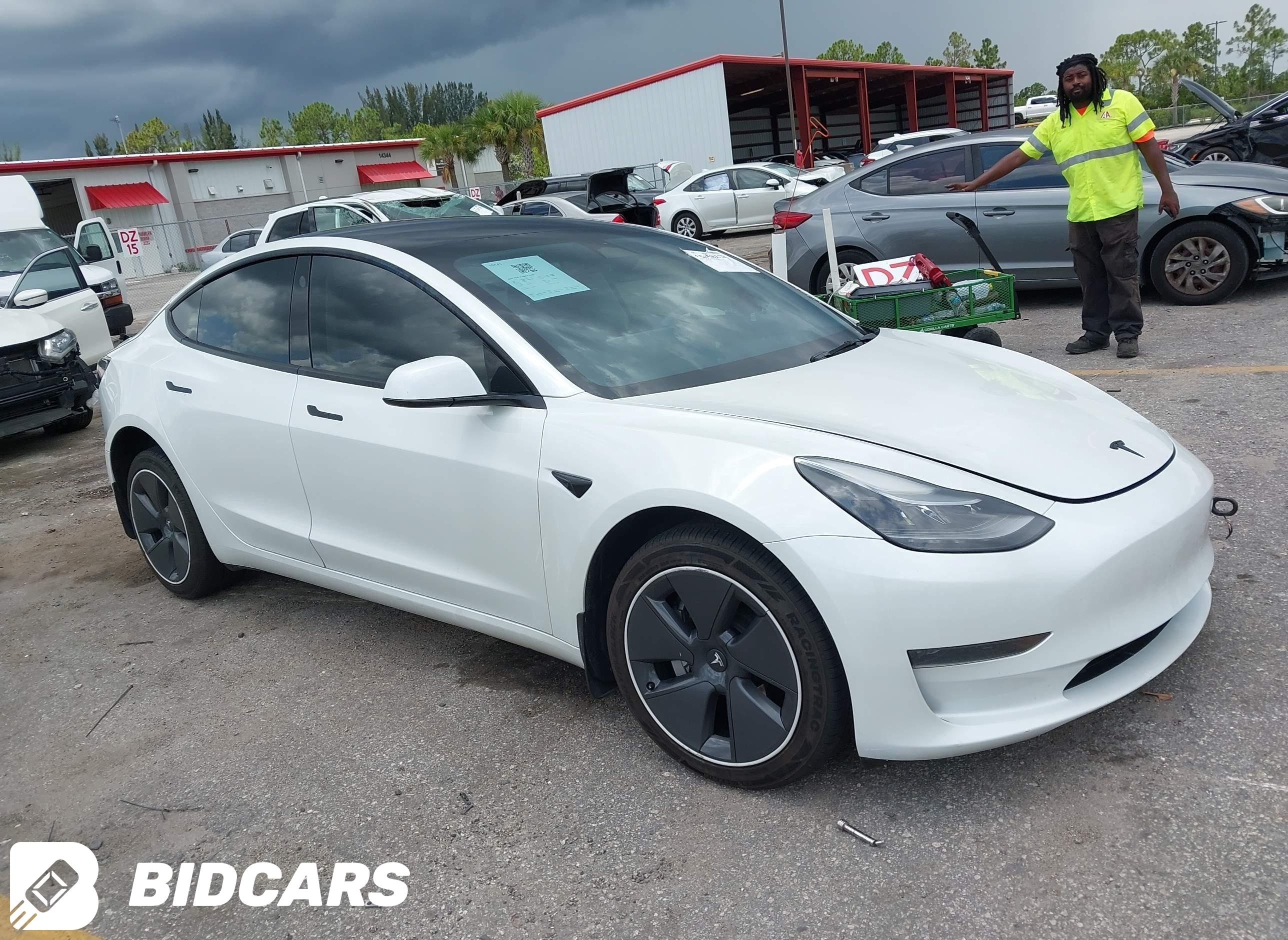 2023 Tesla Model 3, Rear-Whee...