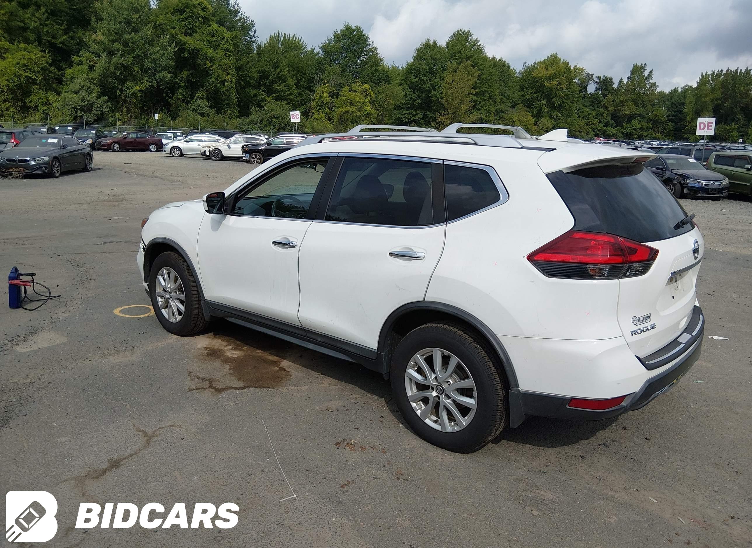 2017 Nissan Rogue, SV