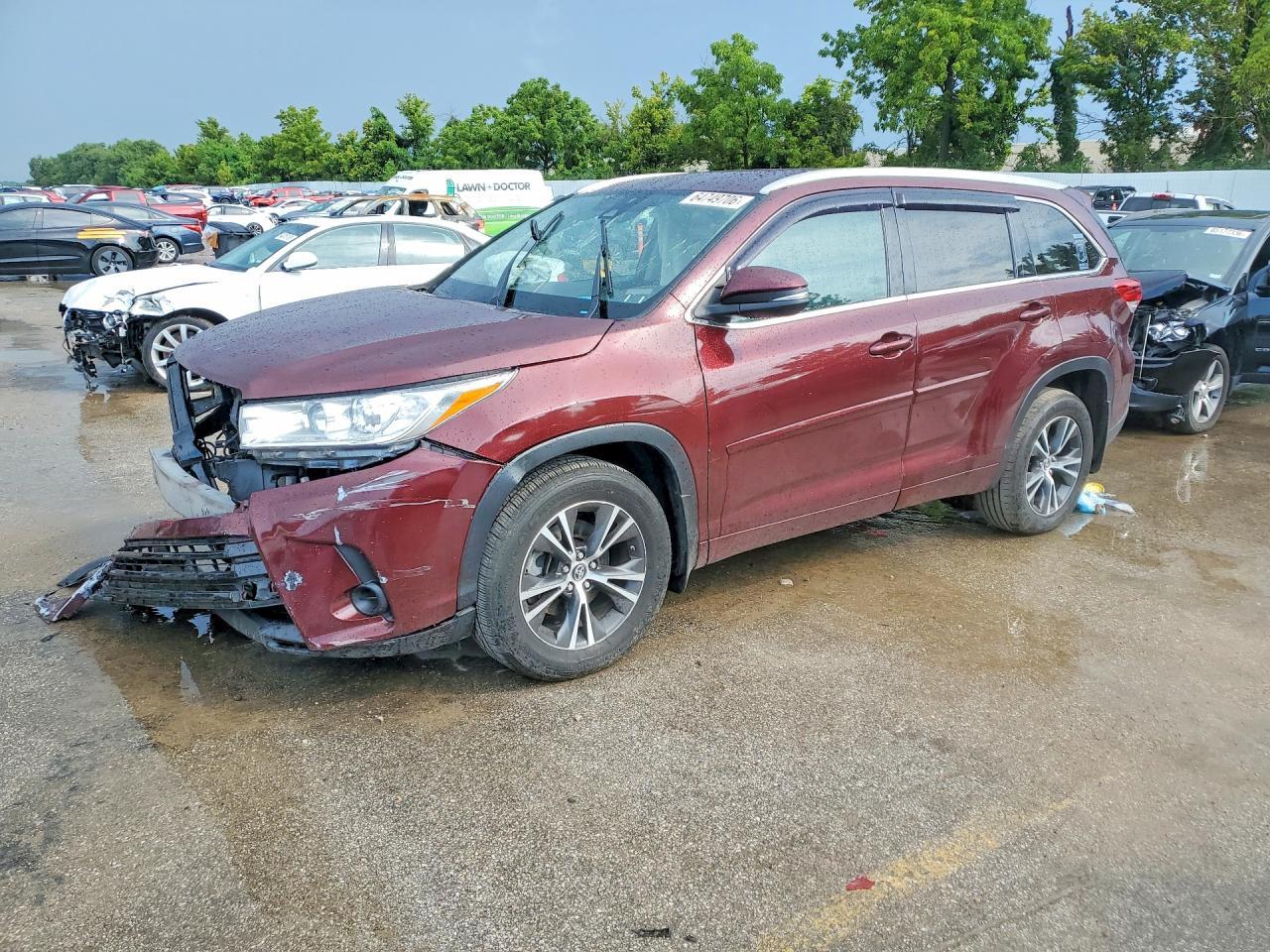 2018 Toyota Highlander, LE