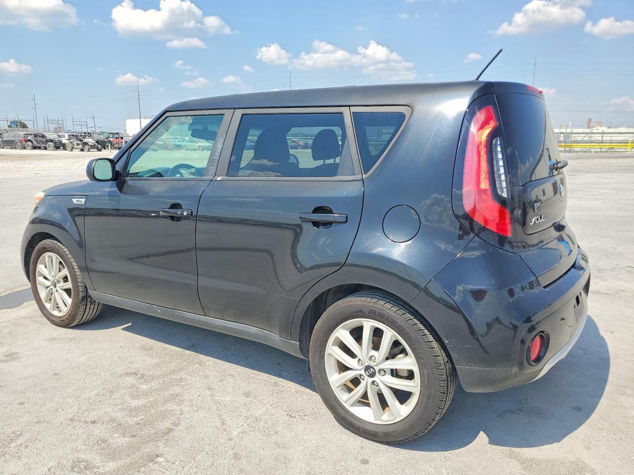 2018 KIA Soul, +
