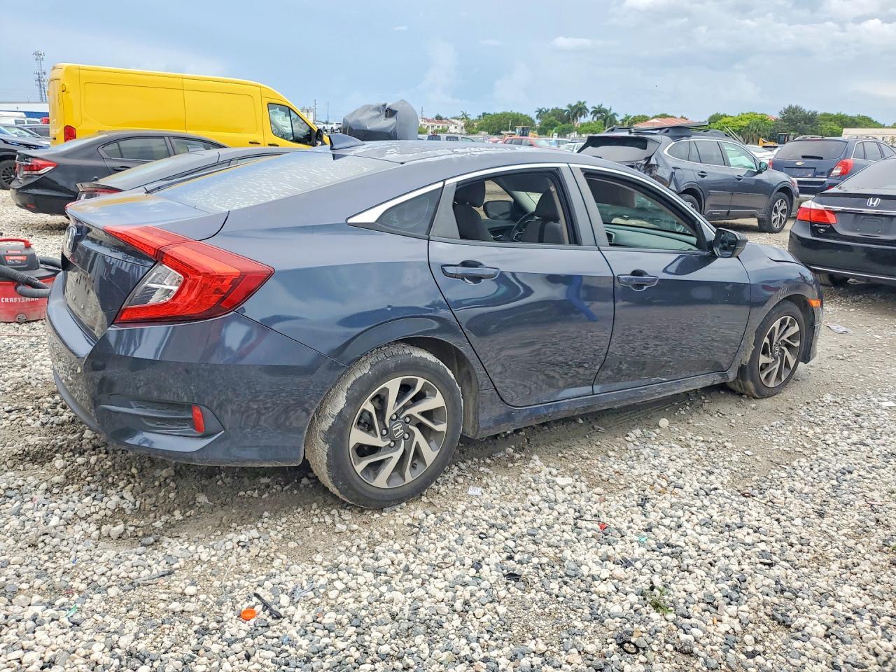 2018 Honda Civic, EX