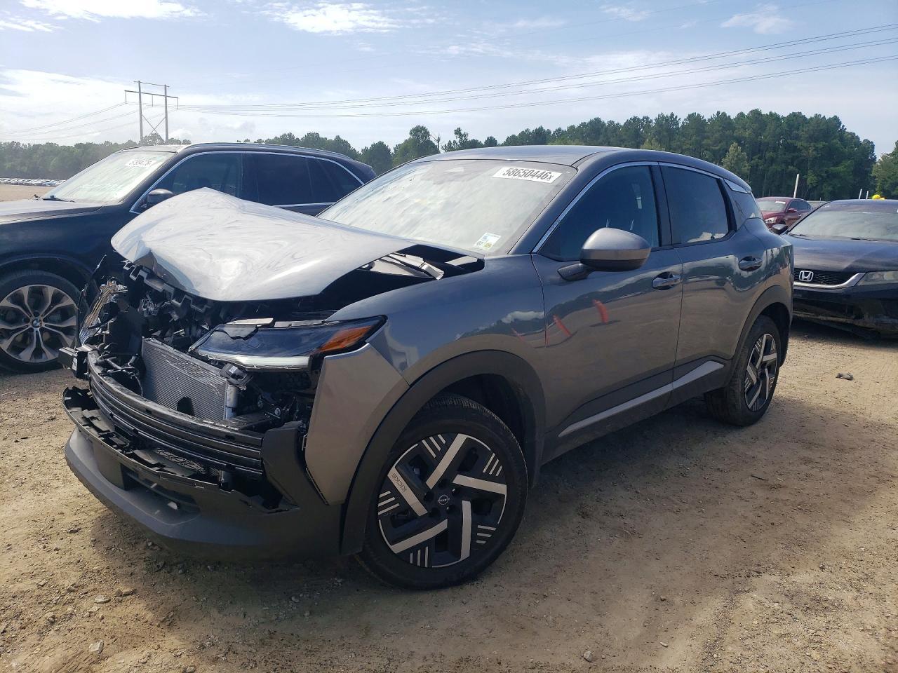 2025 Nissan Kicks, SV