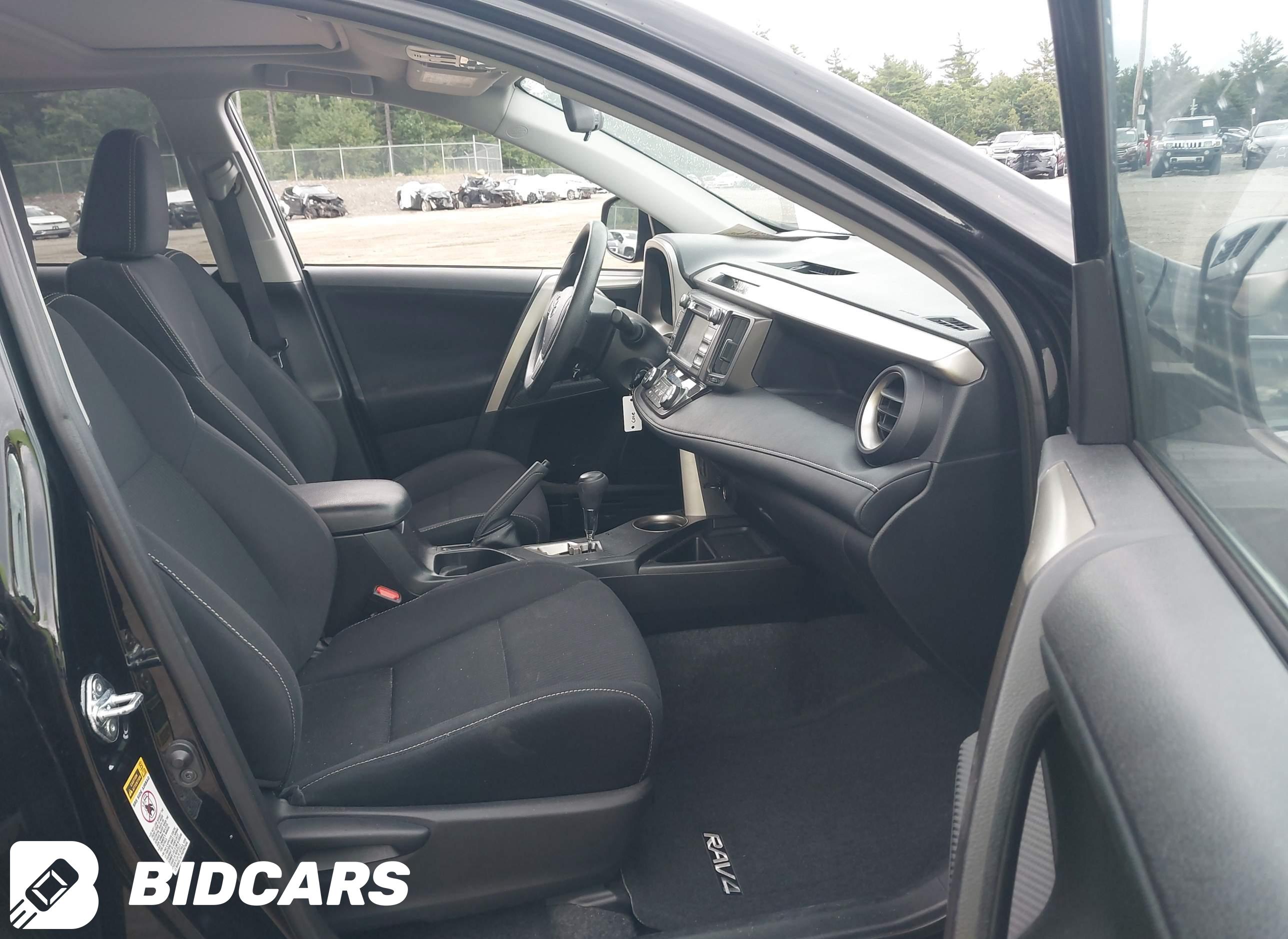 2015 Toyota RAV4, Xle