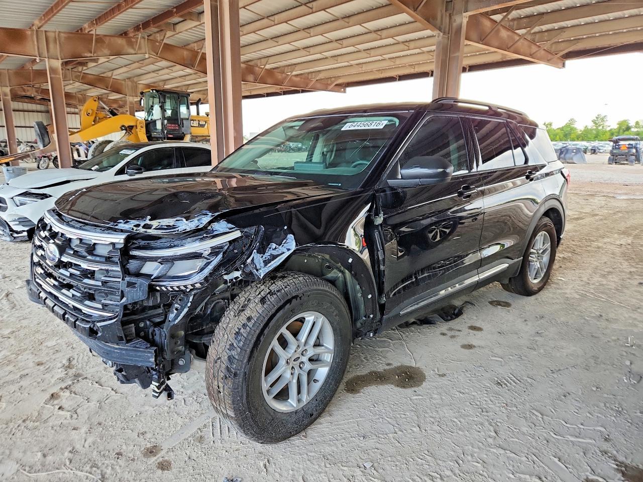 2025 Ford Explorer, Active