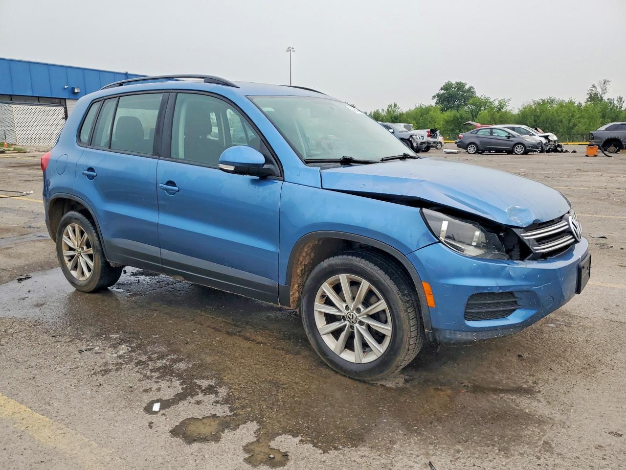 2017 Volkswagen Tiguan, S