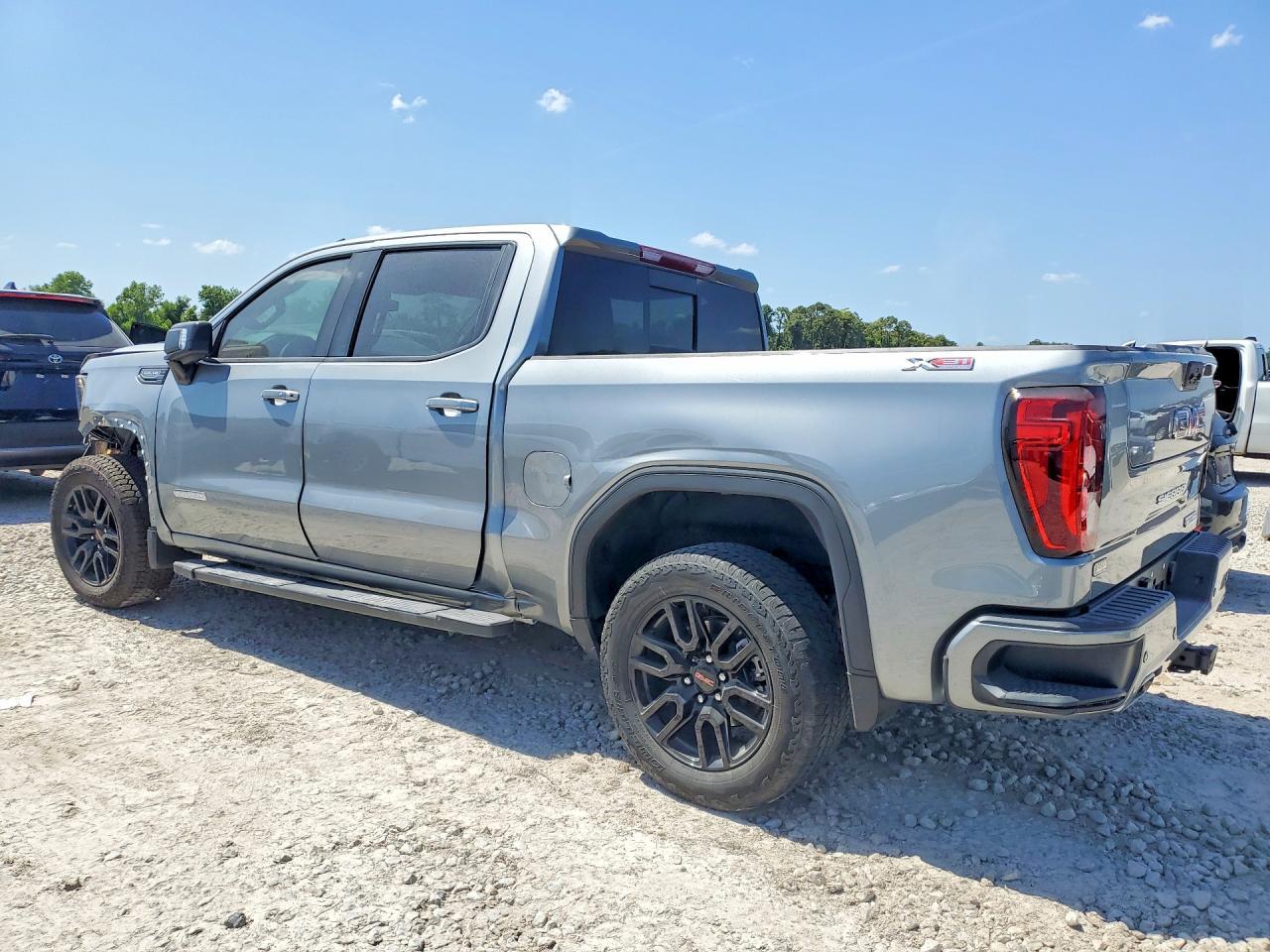 2026 GMC Sierra, K1500 Elevation