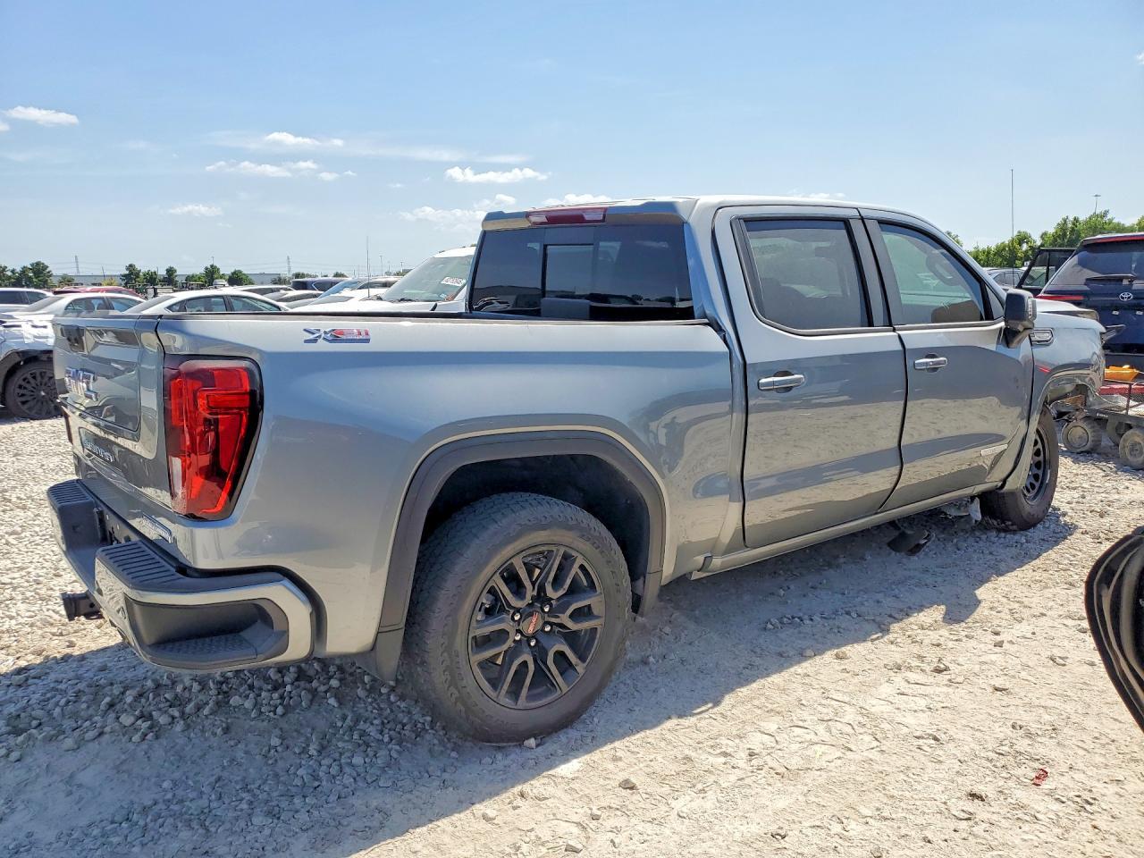2026 GMC Sierra, K1500 Elevation