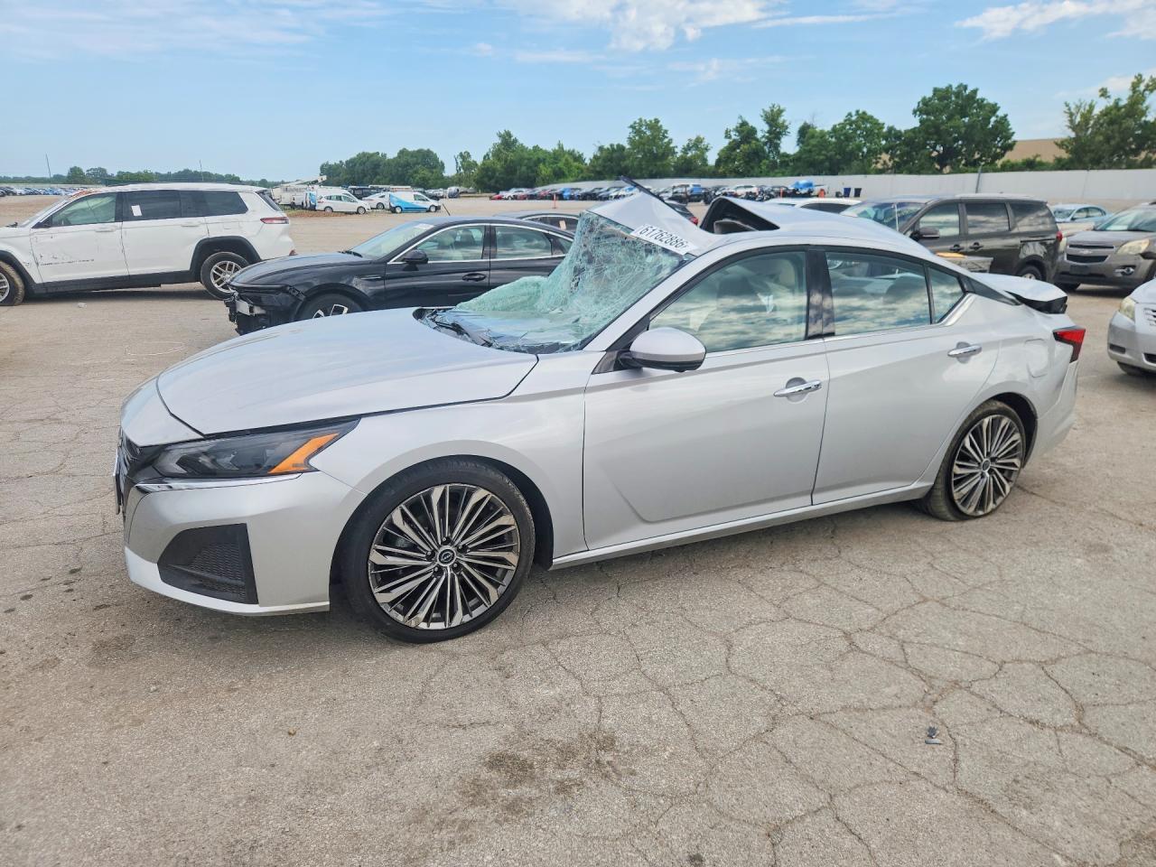 2023 Nissan Altima, SL