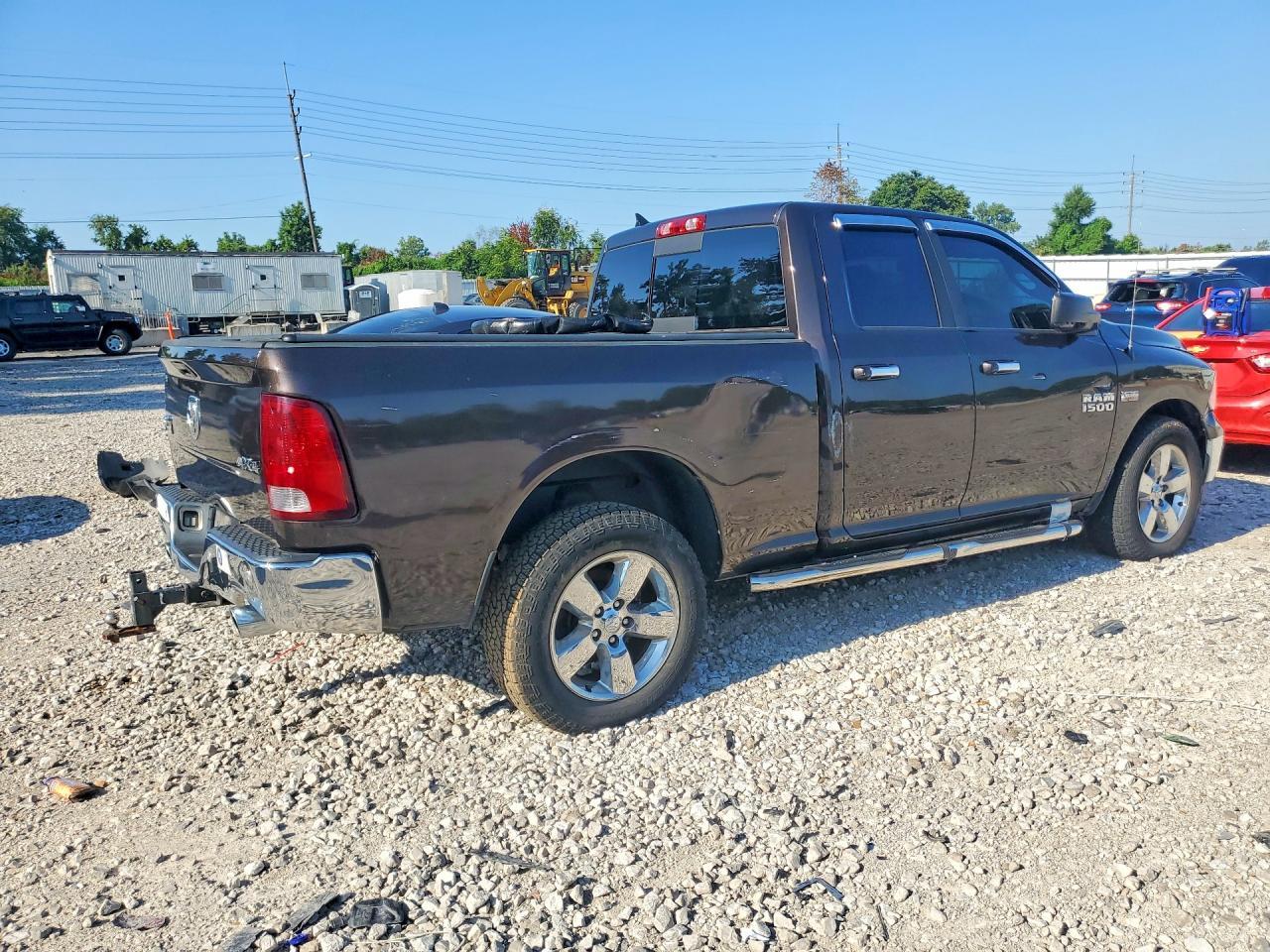 2017 RAM 1500, Slt