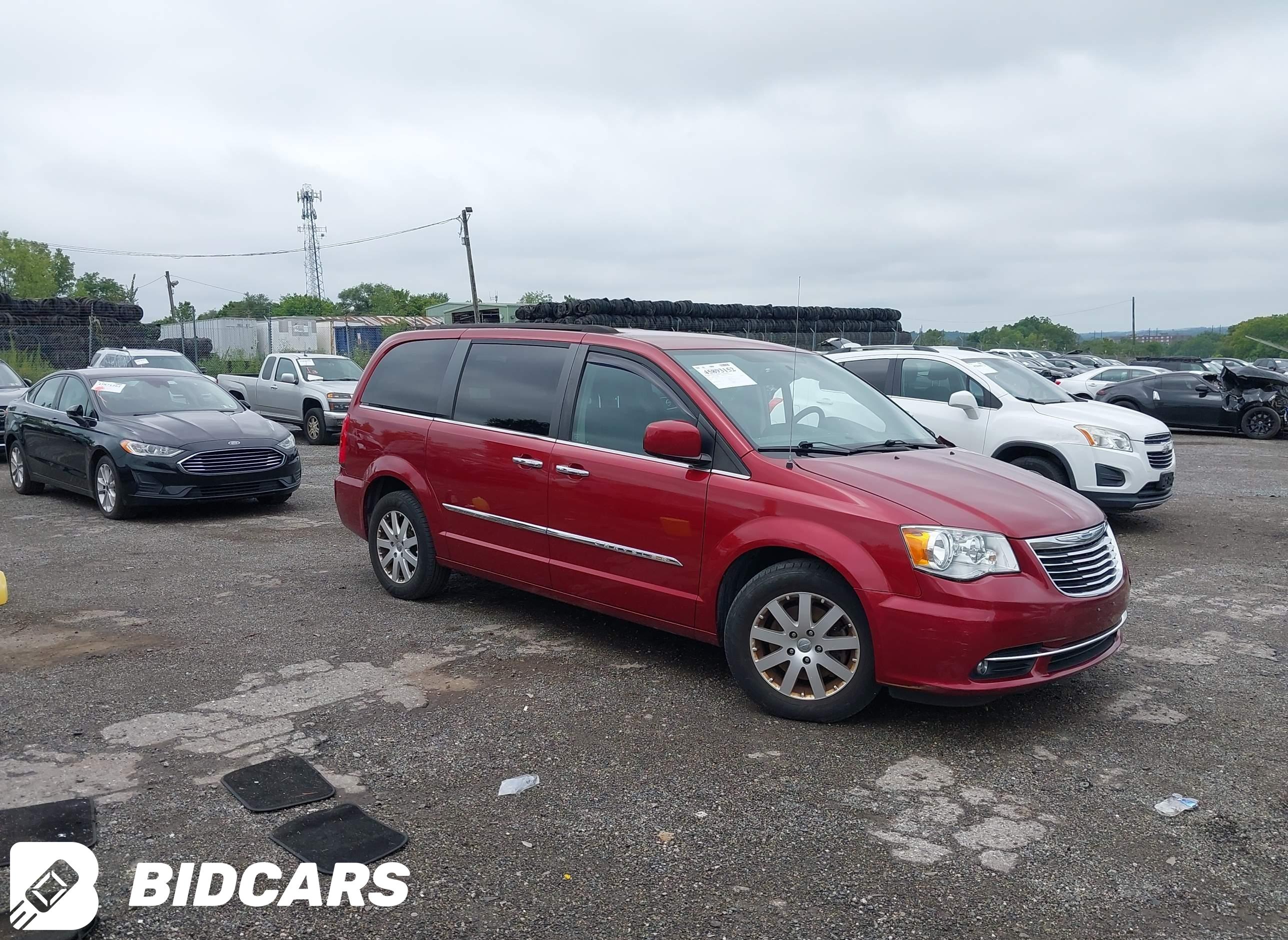 2015 Chrysler Town and Countr...