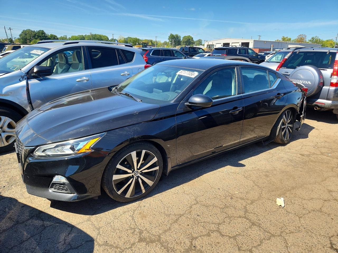 2019 Nissan Altima, SR