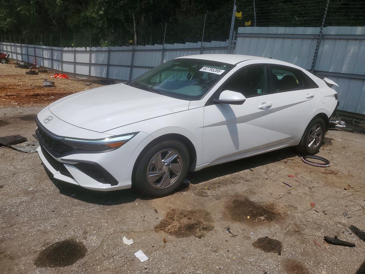 2024 Hyundai Elantra, SE