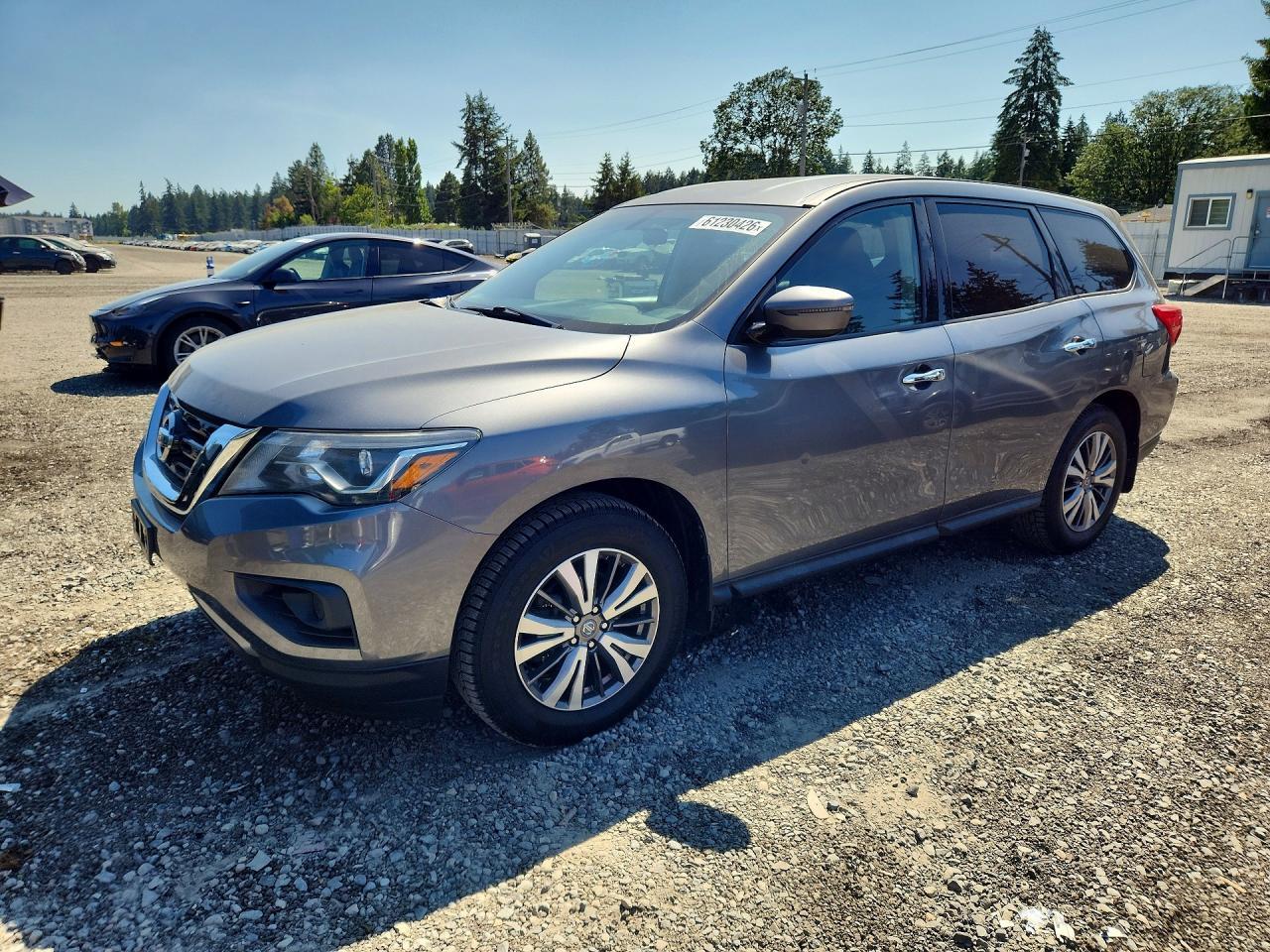 2020 Nissan Pathfinder, S
