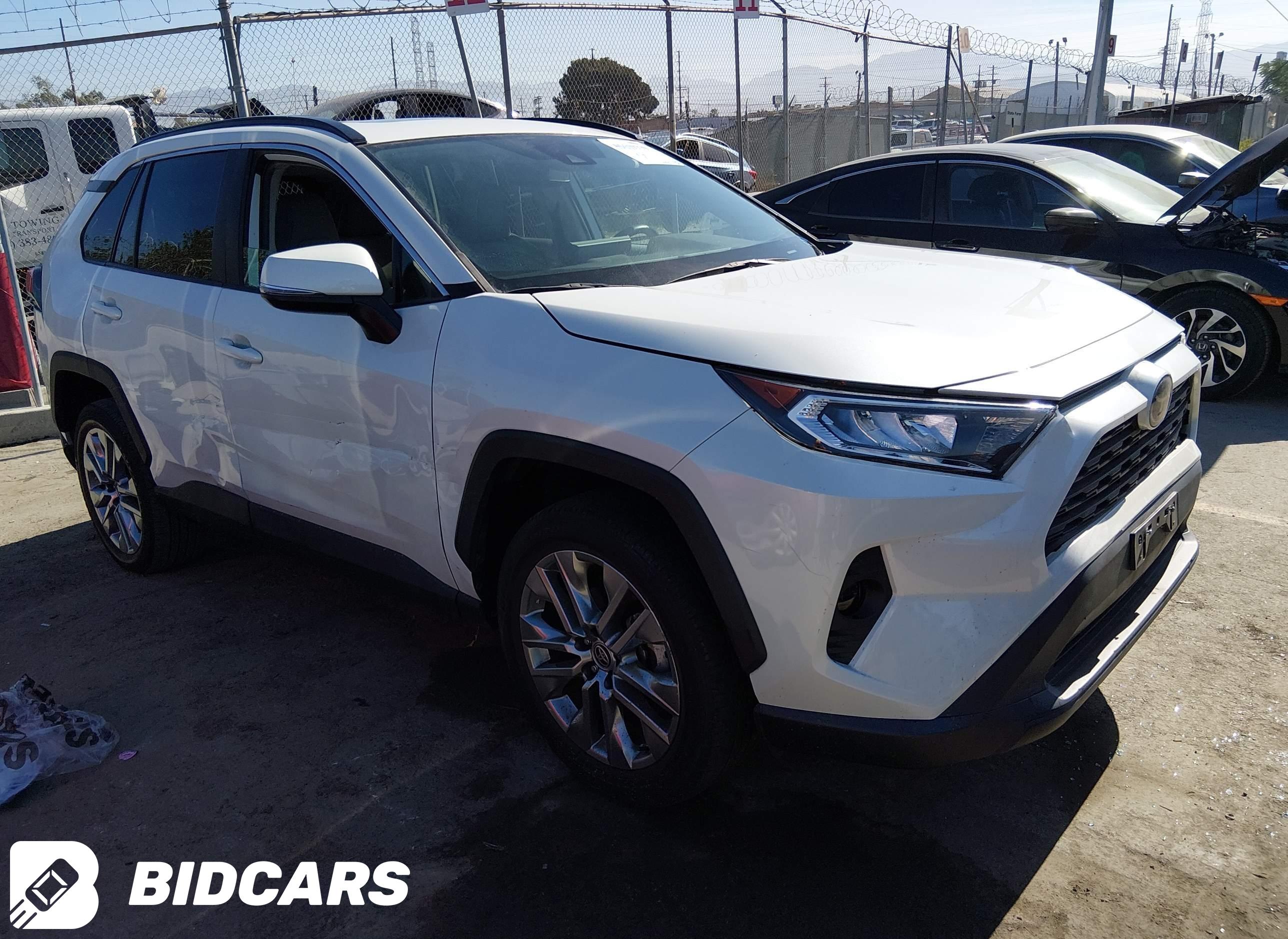 2021 Toyota RAV4, Xle Premium