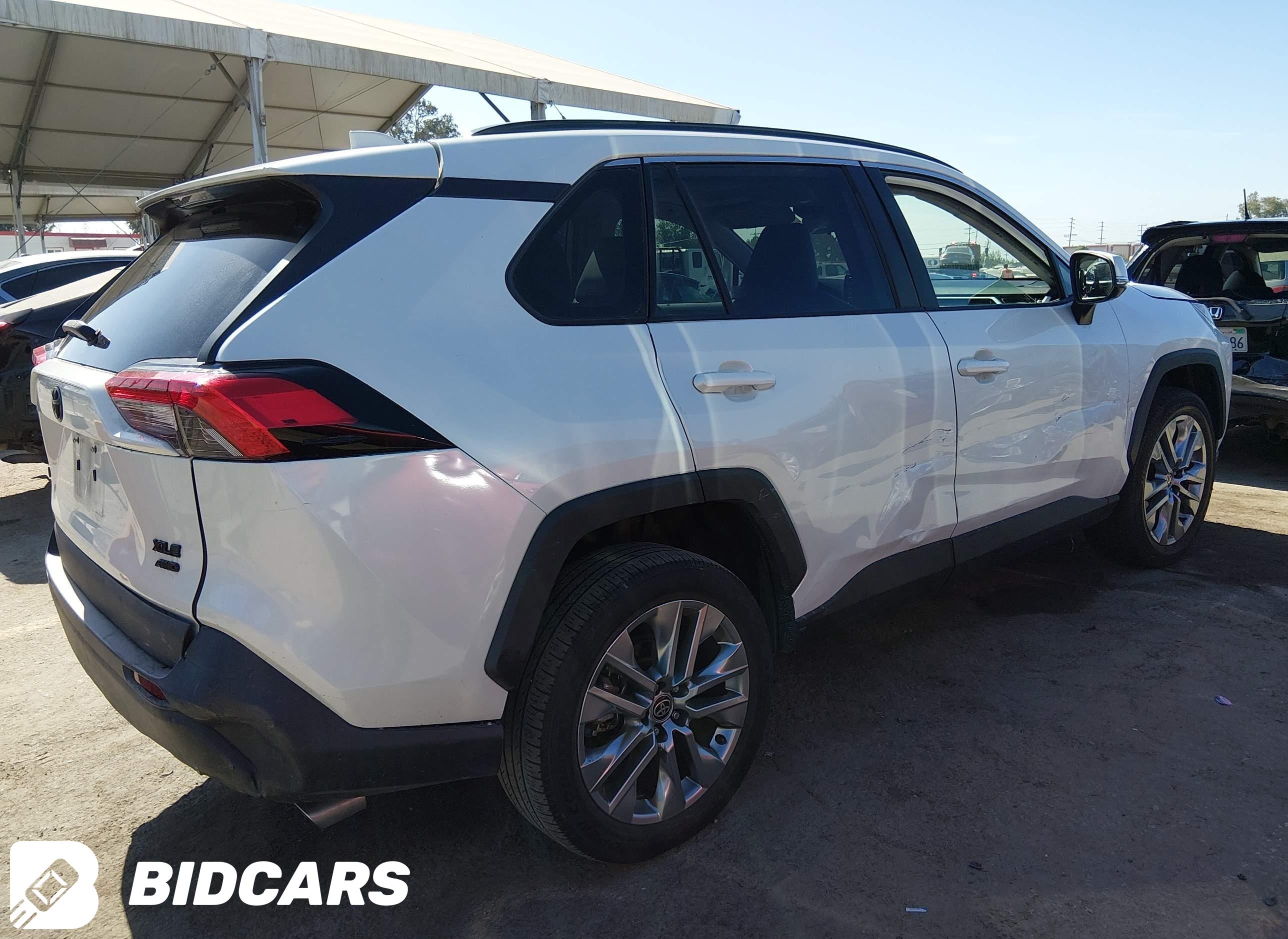 2021 Toyota RAV4, Xle Premium