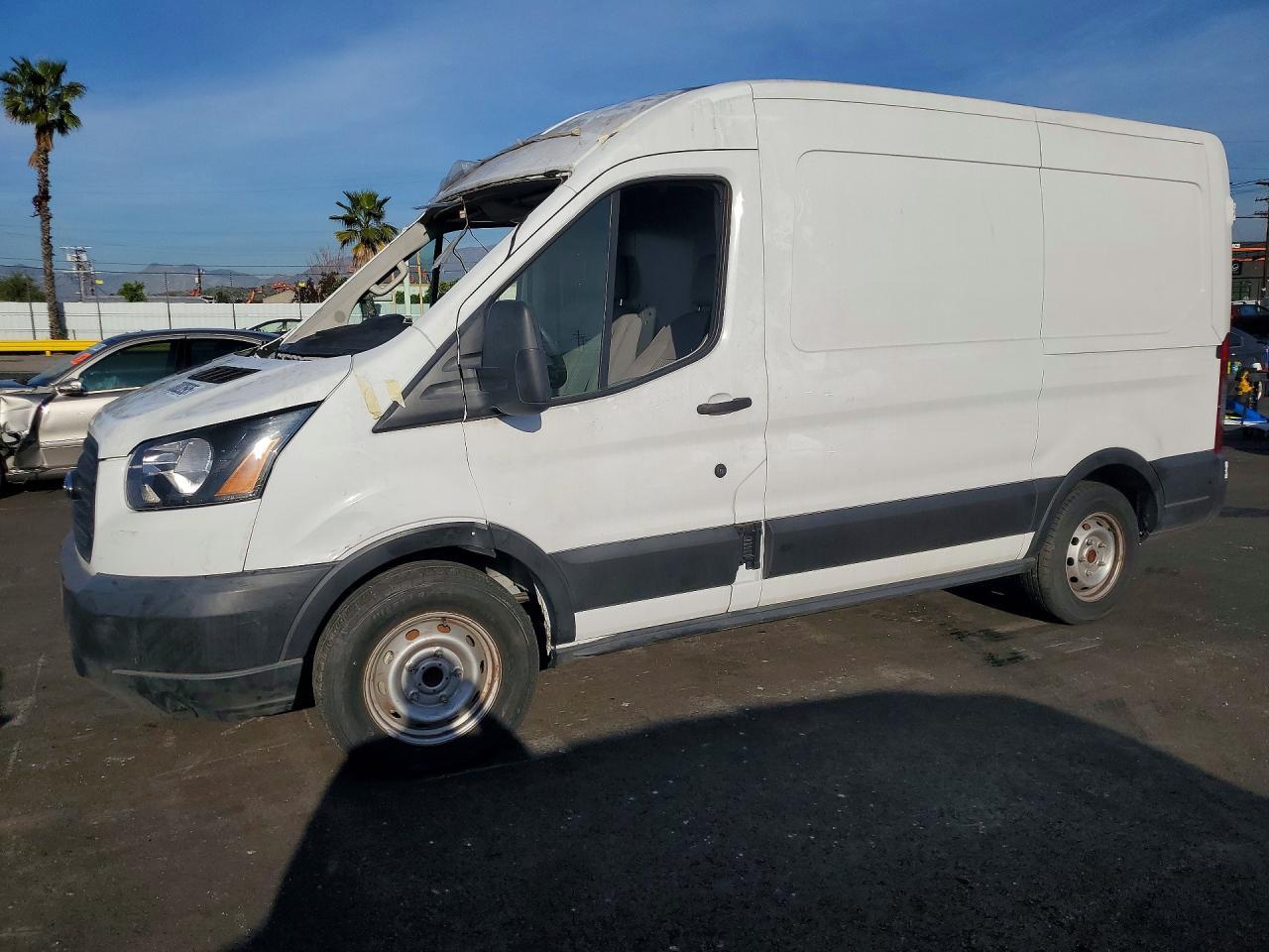 2019 Ford T-150, T-150