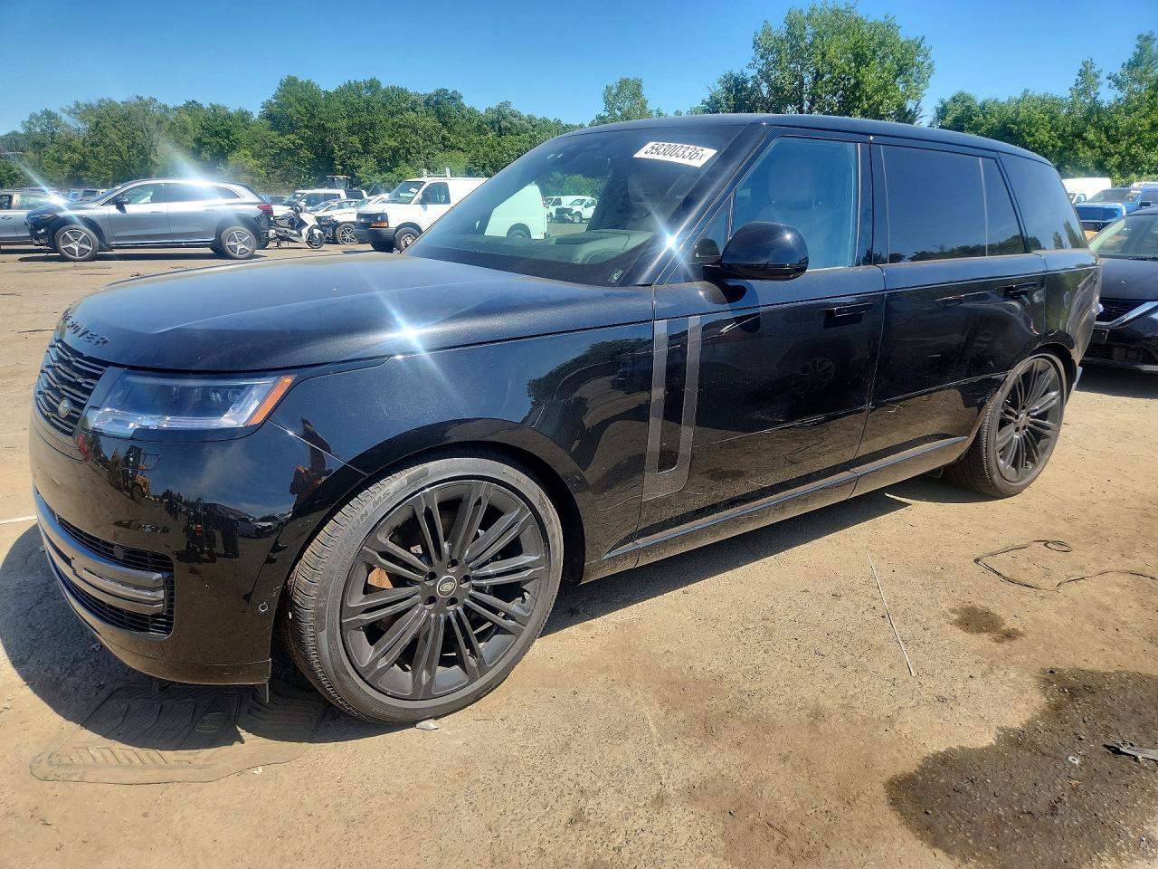 2025 Land Rover Range Rover, SE