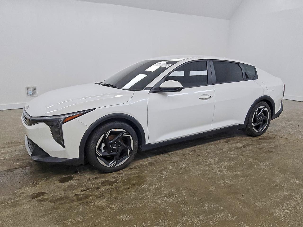 2026 KIA K4, EX