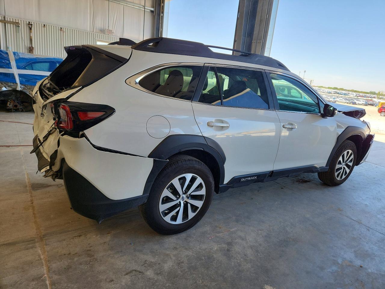 2025 Subaru Outback, Premium