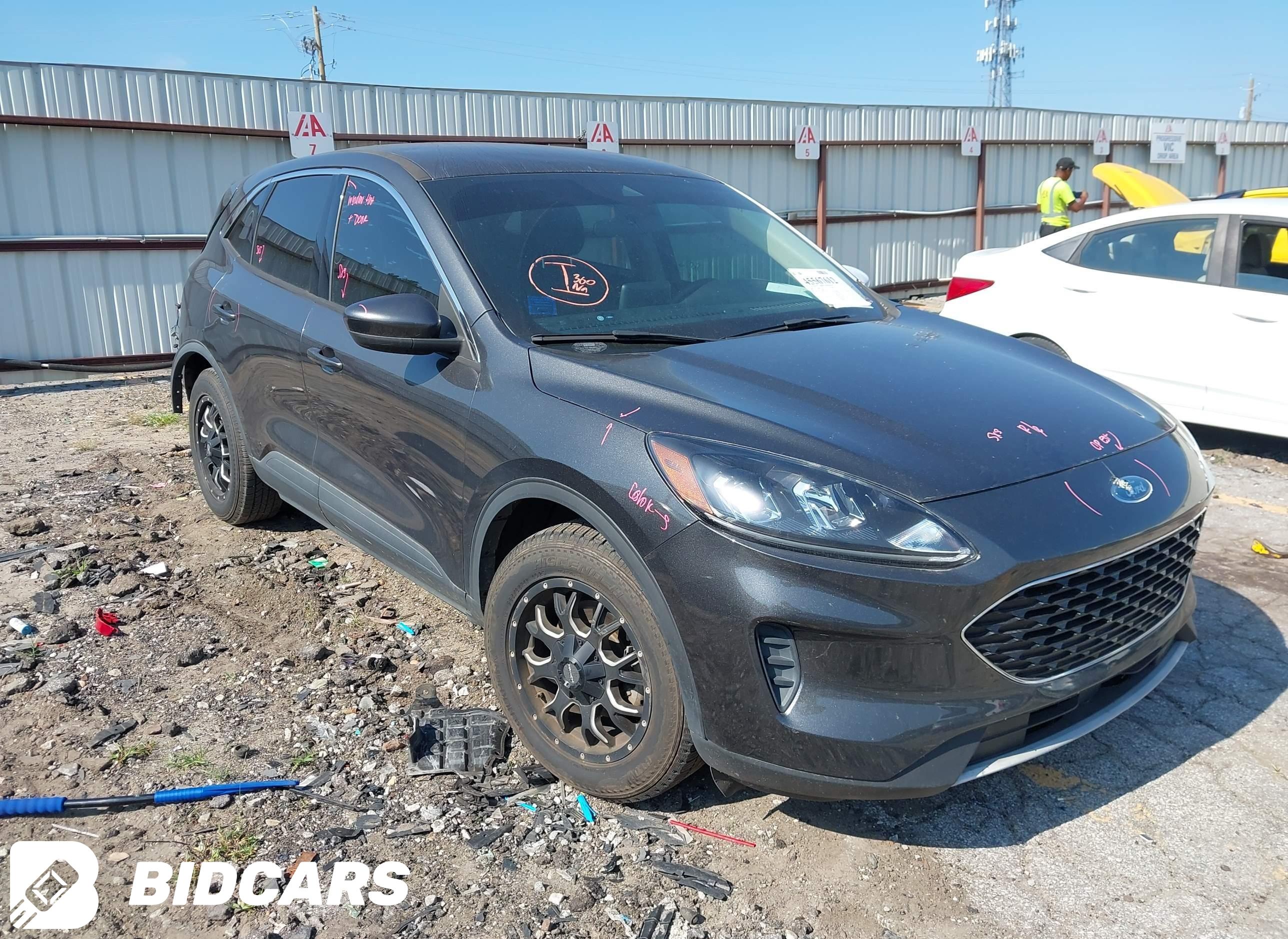 2020 Ford Escape, SE