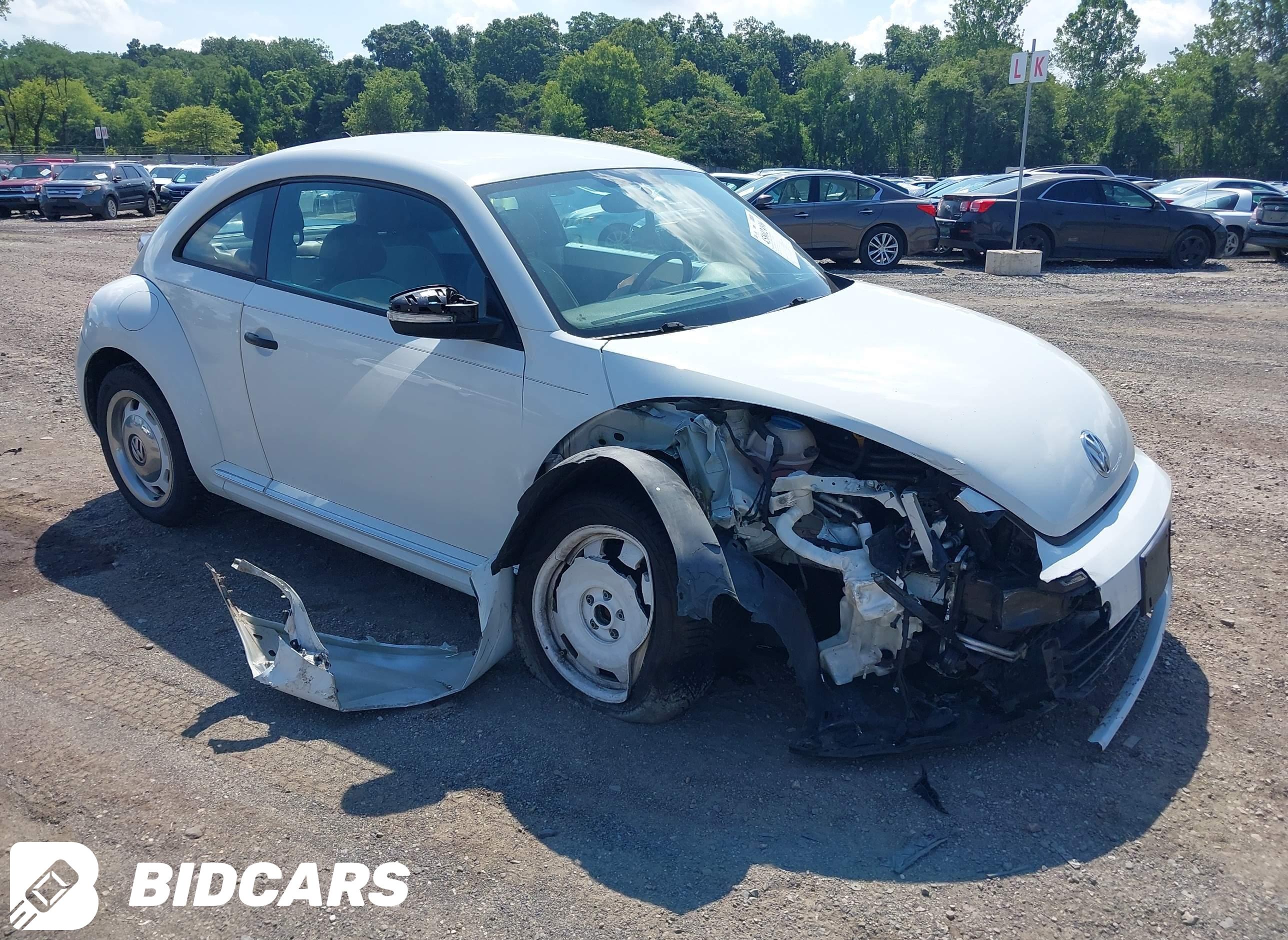 2016 Volkswagen Beetle, 1.8T...
