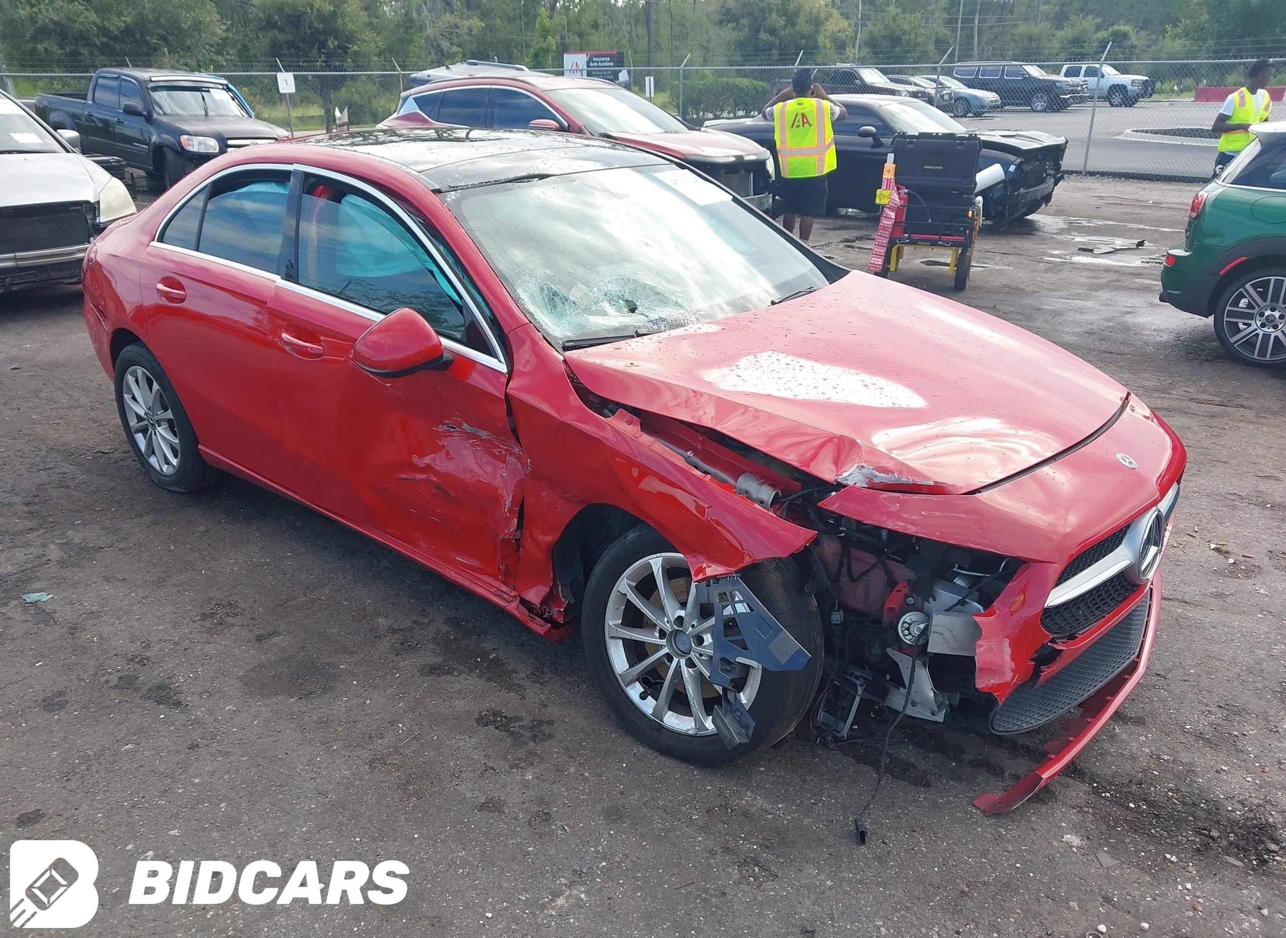 2019 Mercedes-Benz A 220
