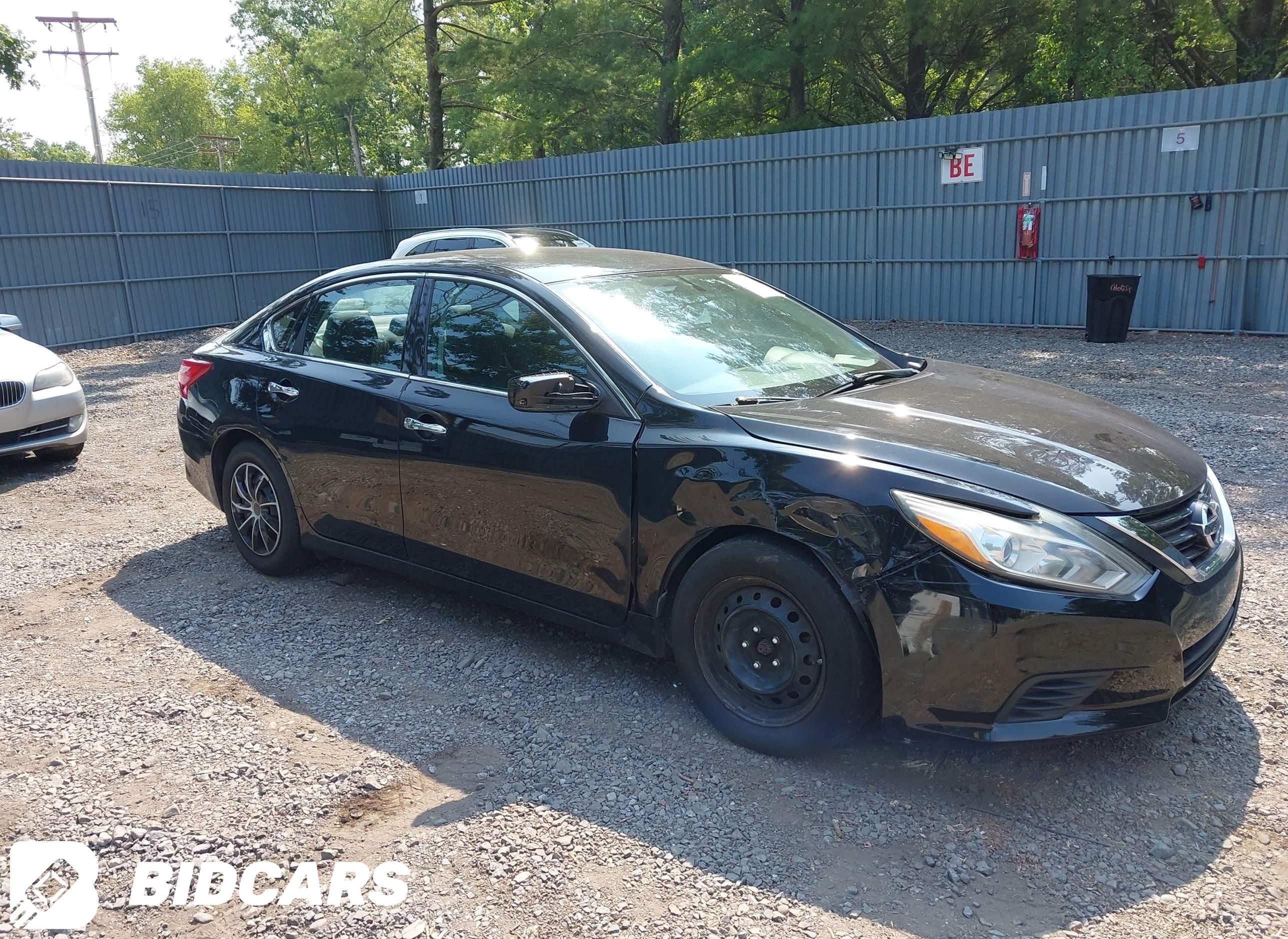 2016 Nissan Altima, 2.5/2.5 S...