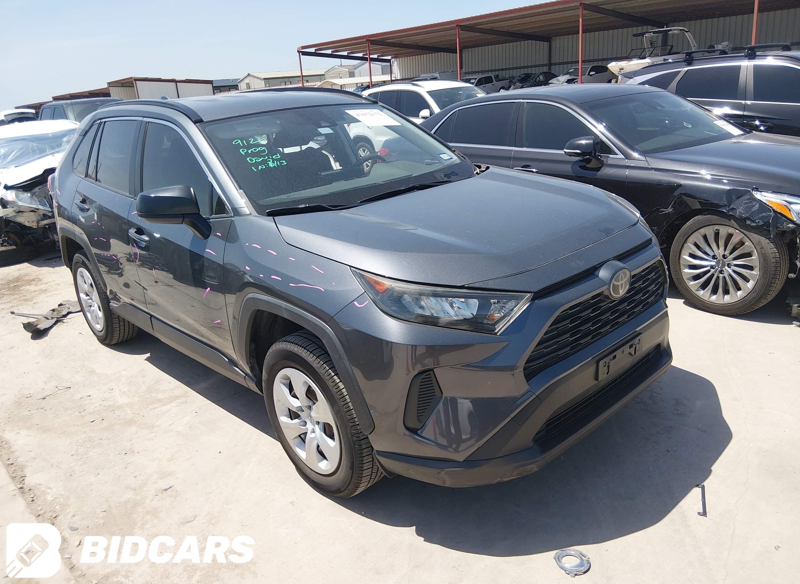 2019 Toyota RAV4, LE
