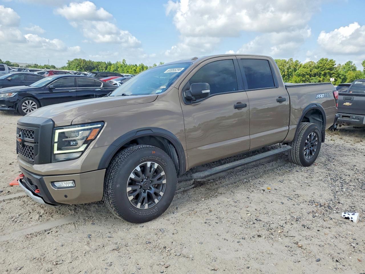 2021 Nissan Titan, Pro-4X