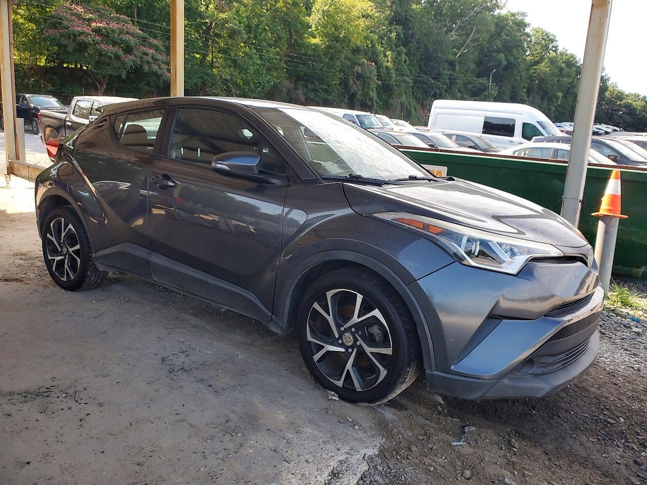 2018 Toyota C-HR, Xle
