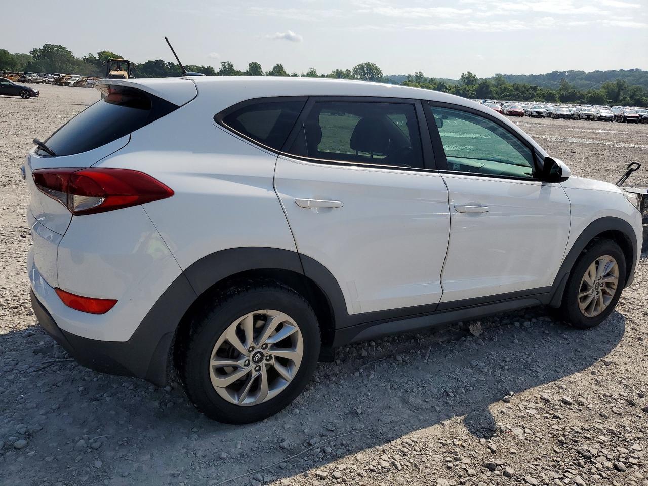 2016 Hyundai Tucson, SE