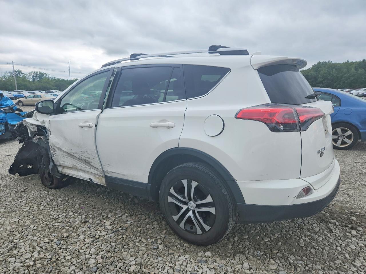 2018 Toyota RAV4, LE
