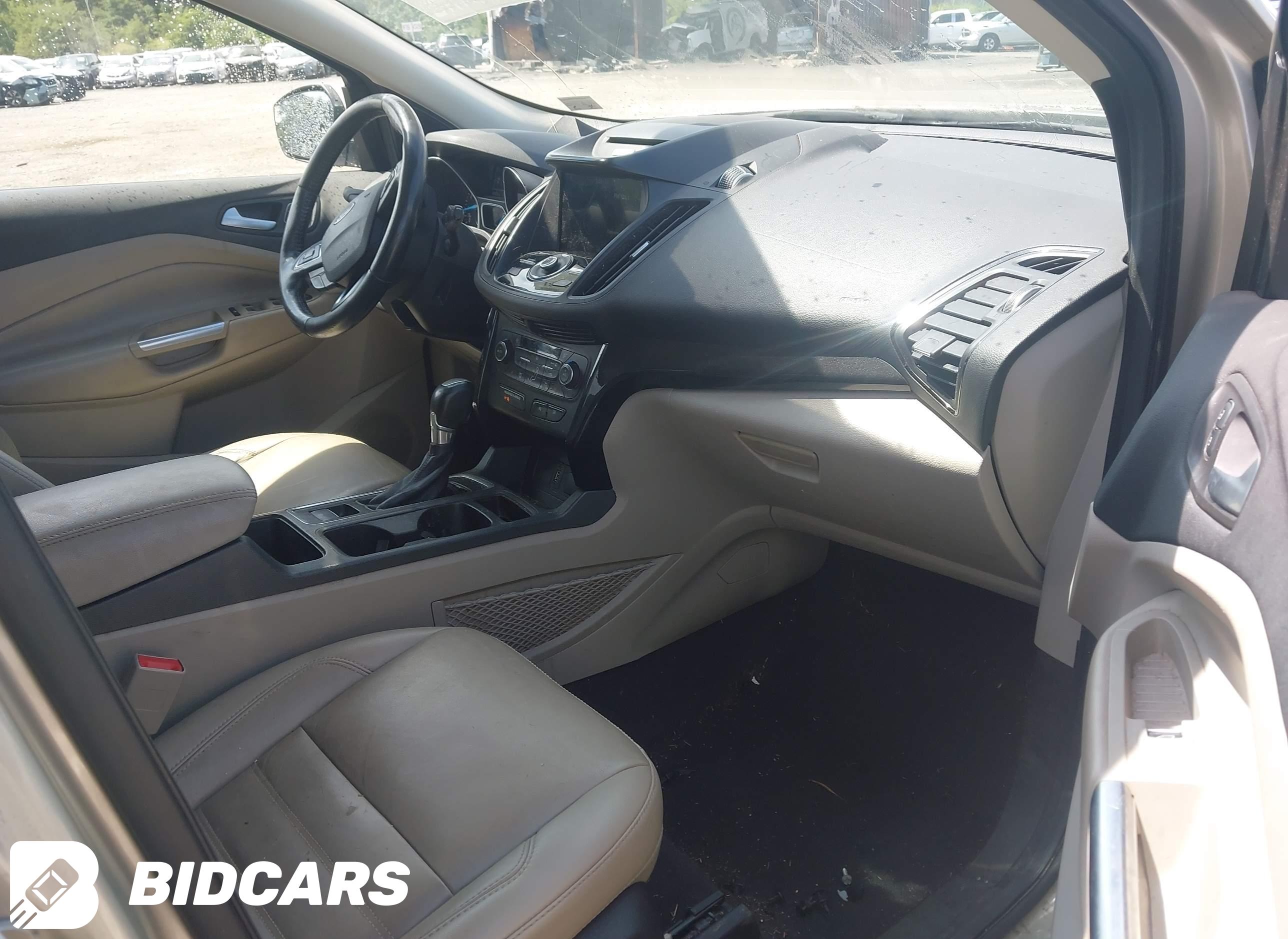 2017 Ford Escape, Titanium