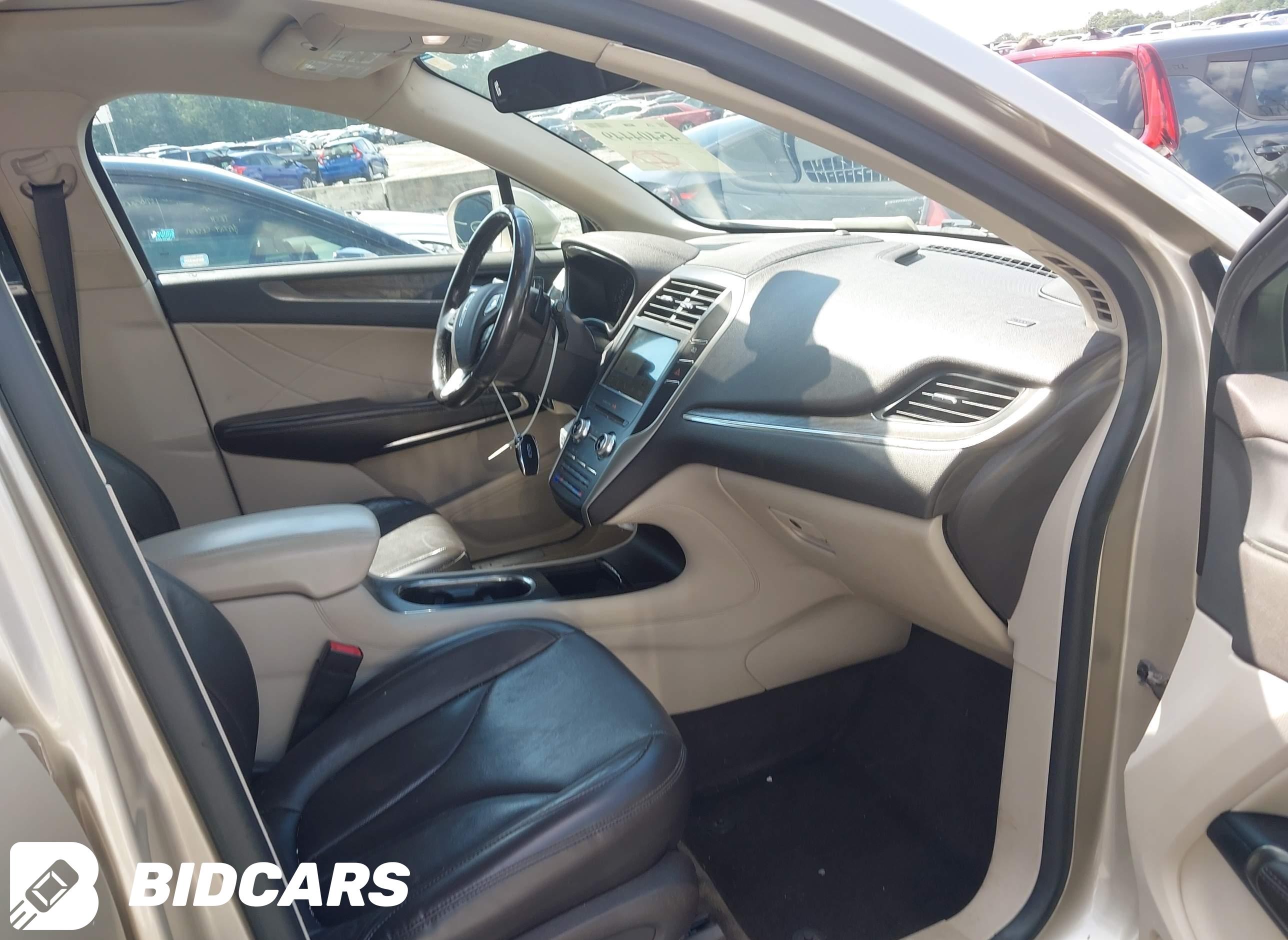 2017 Lincoln MKC, Reserve