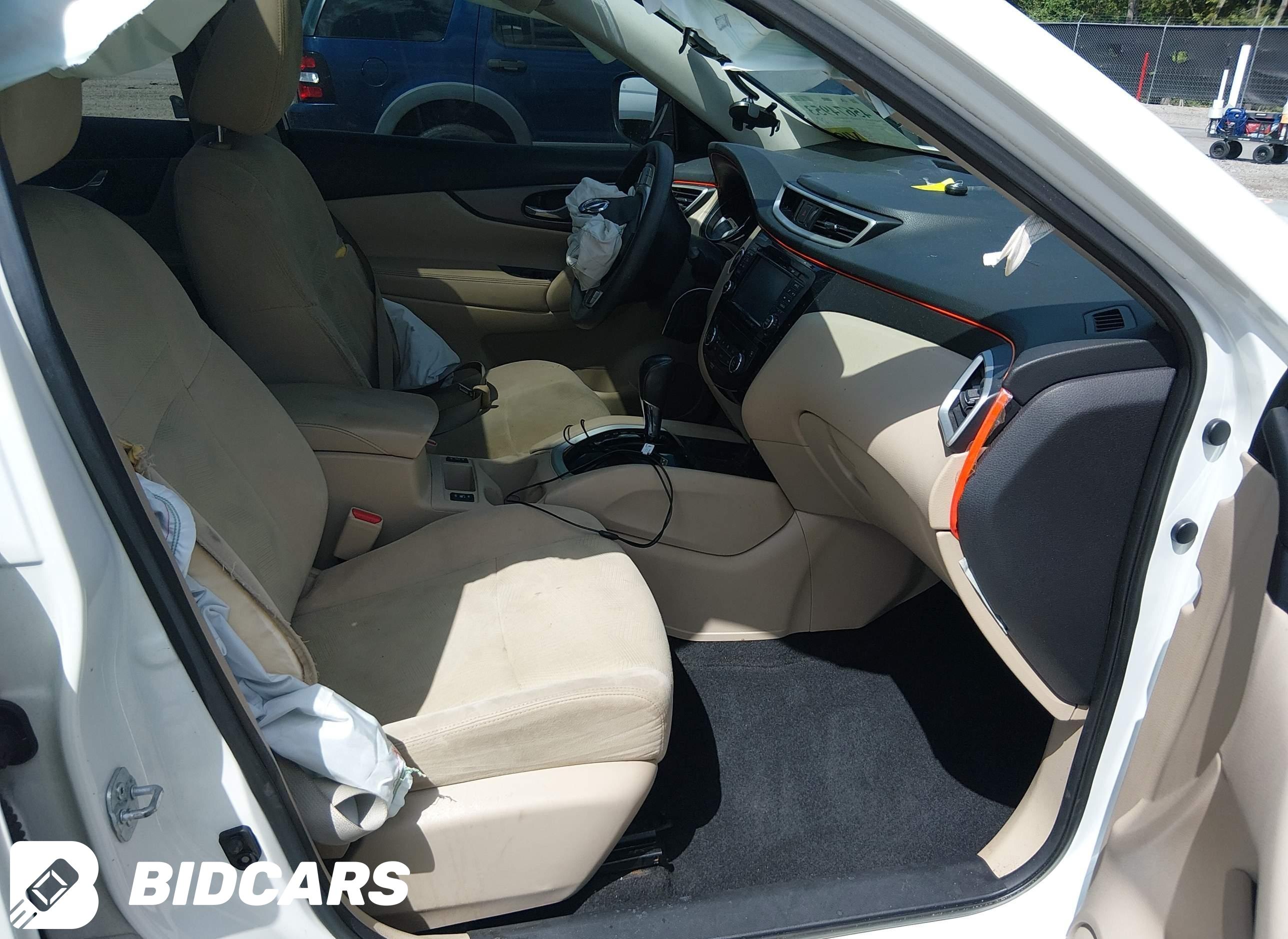 2016 Nissan Rogue, SV