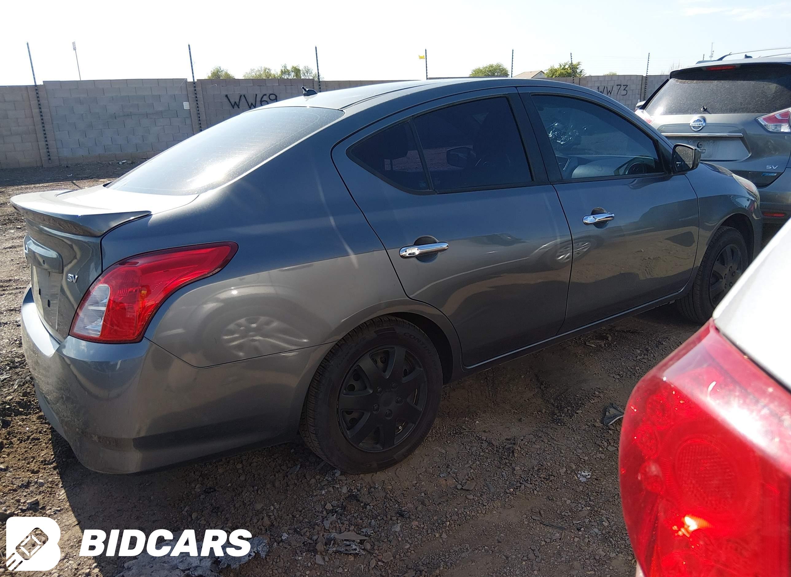 2019 Nissan Versa, 1.6 SV