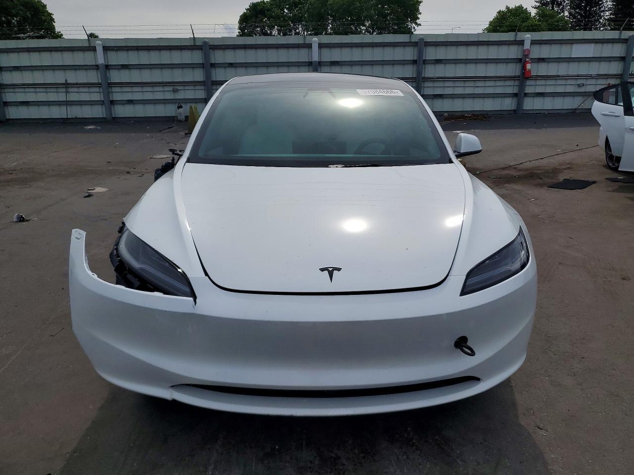 2026 Tesla MODEL 3