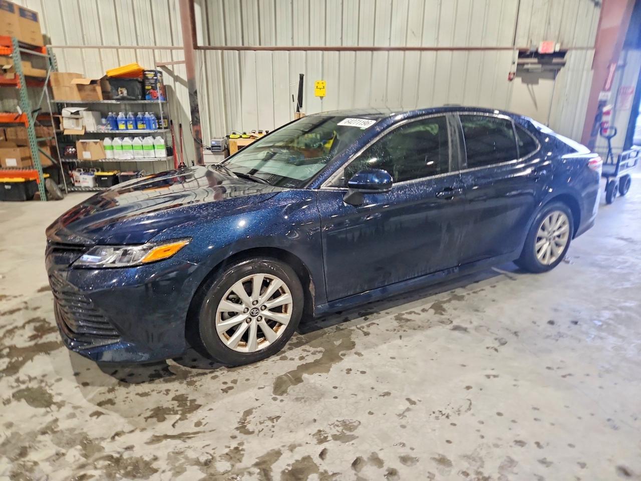 2020 Toyota Camry, LE