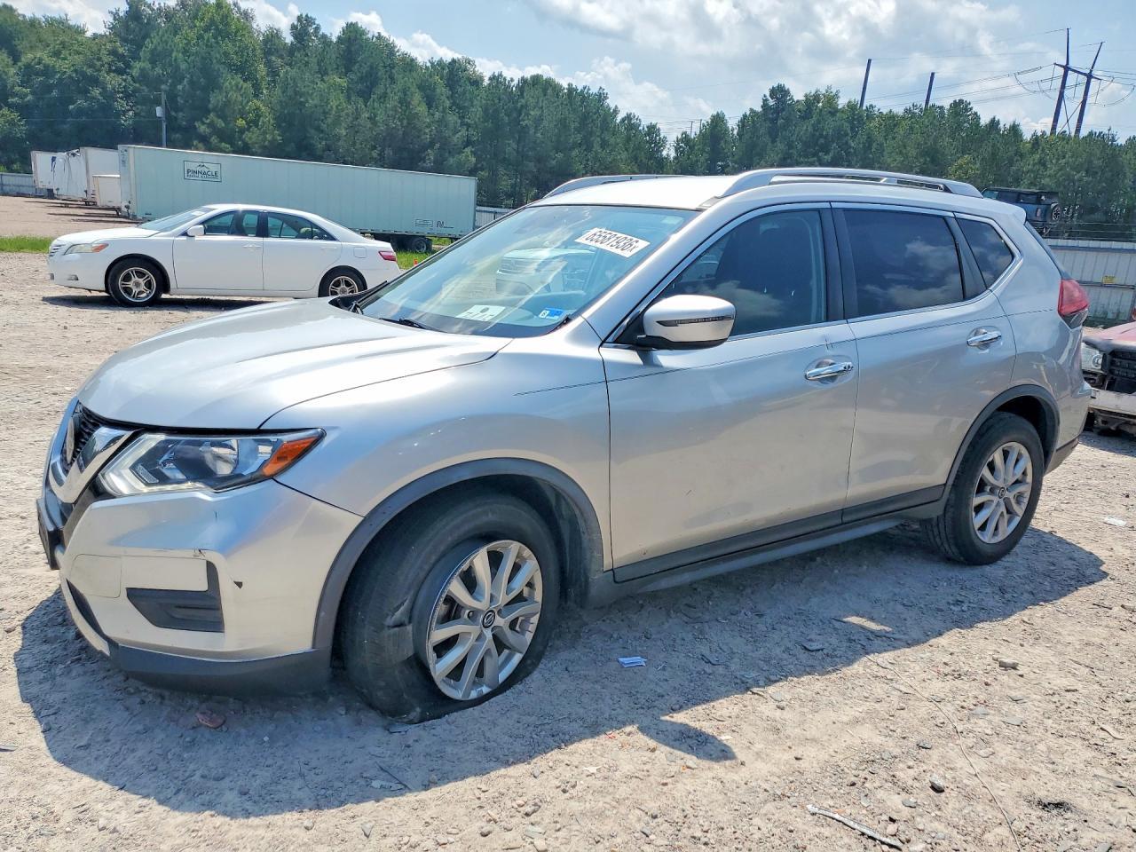 2020 Nissan Rogue, SV