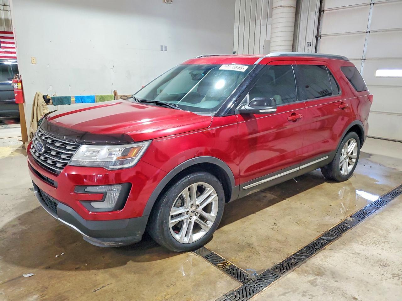 2017 Ford Explorer, Xlt