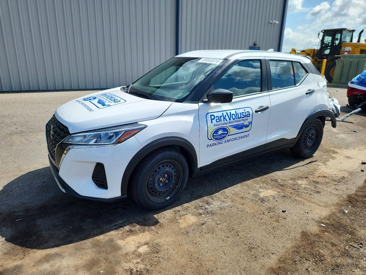 2024 Nissan Kicks, S