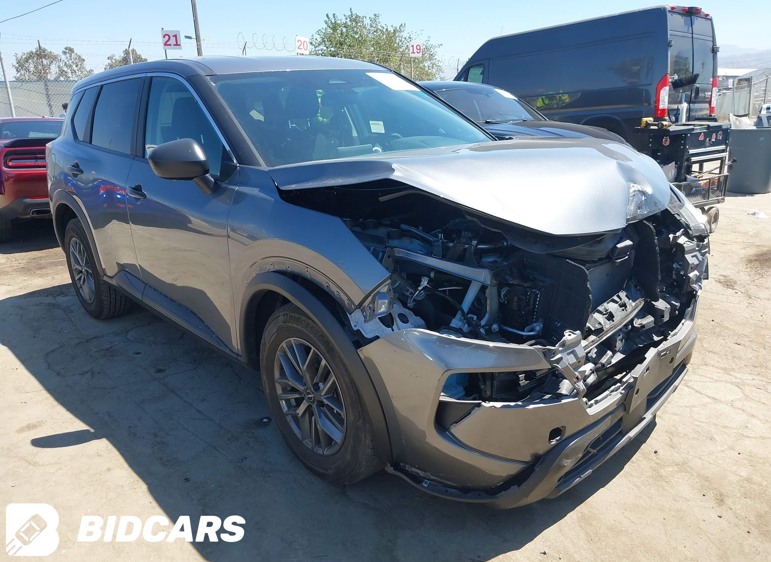 2024 Nissan Rogue, S Fwd